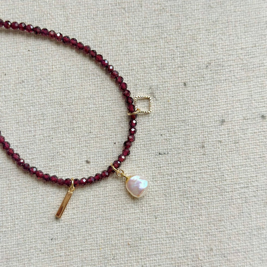 Garnet Beaded And Freshwater Pearl Bracelet