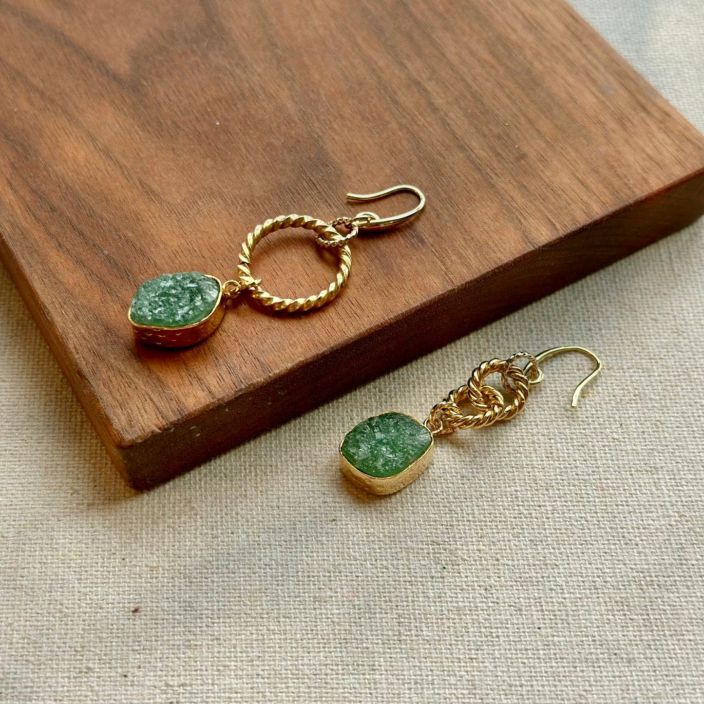 Green Aventurine And Twisted Ring Gold-plated Earring