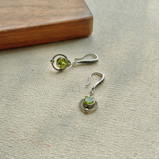 Peridot Round Bezel Set Sterling Silver Earring