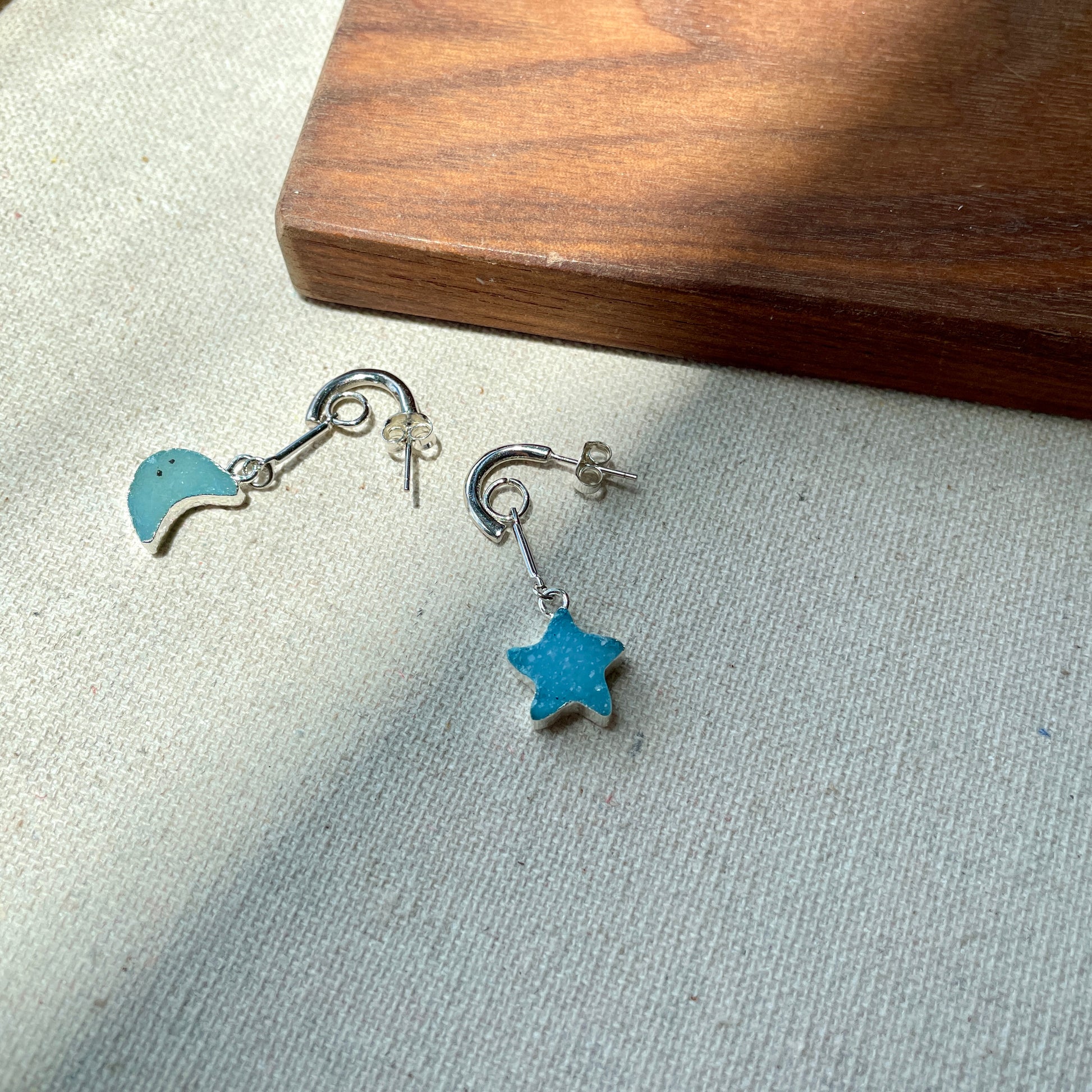 star and moon earring 