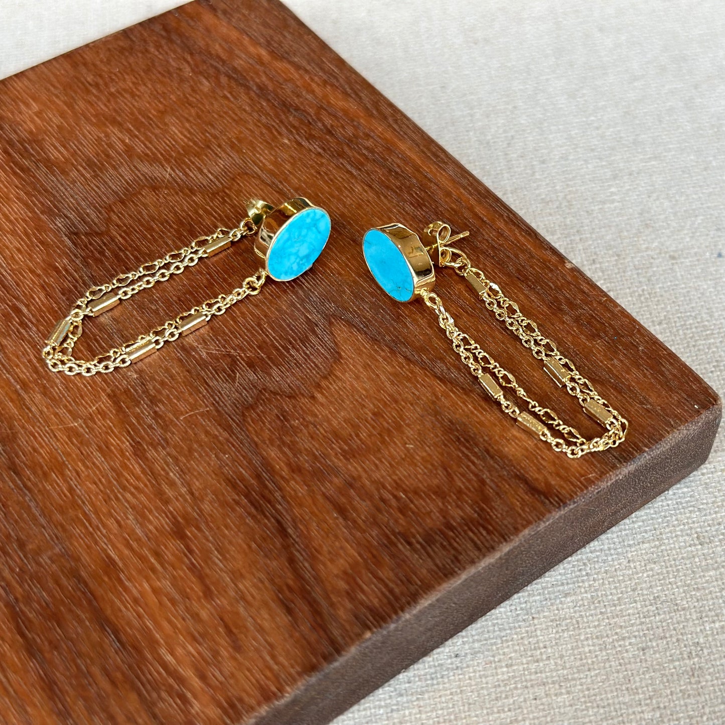 Turquoise And Chain Hoop-like Gold-plated Earring