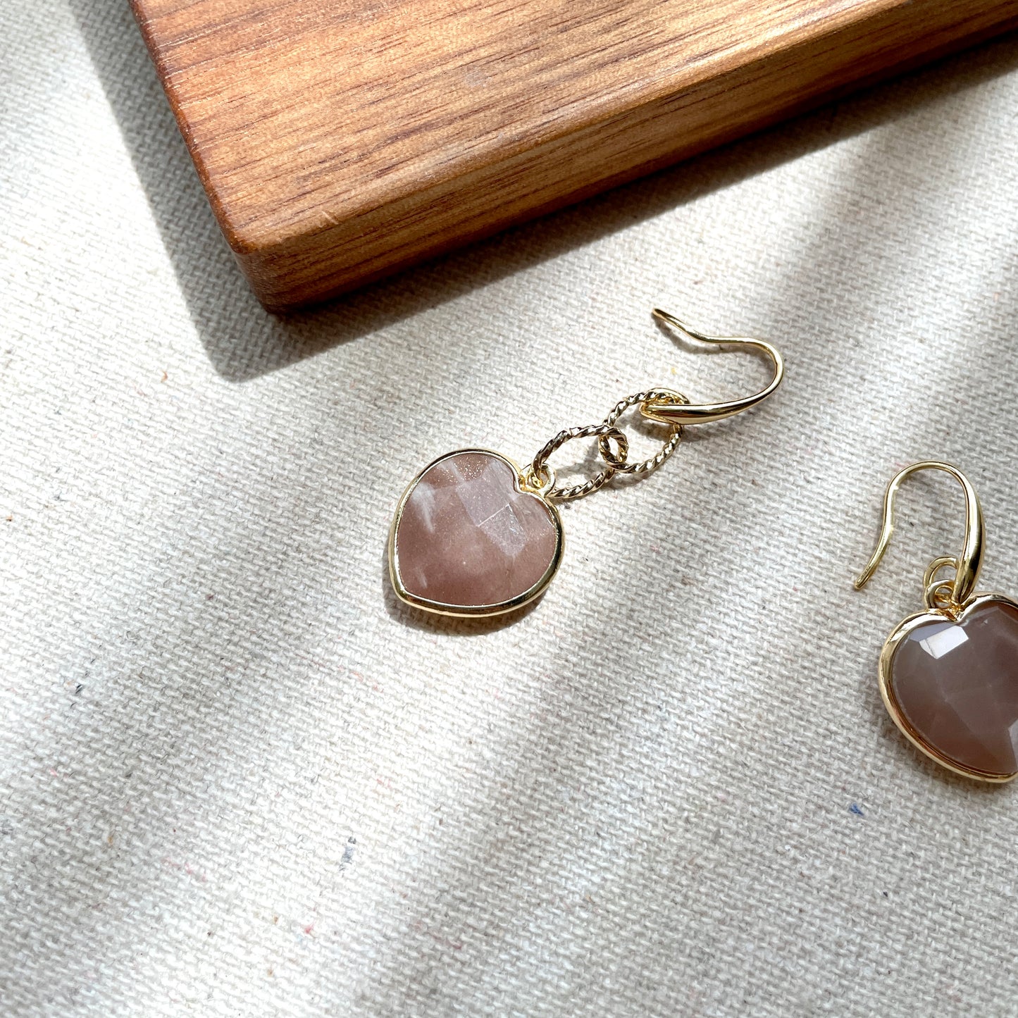 Heart-shaped Sunstone Gold-plated Earring