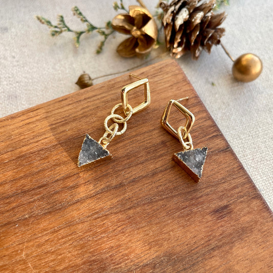 Triangle-shaped Druzy Stone Rhombus Stud Gold-plated Earring