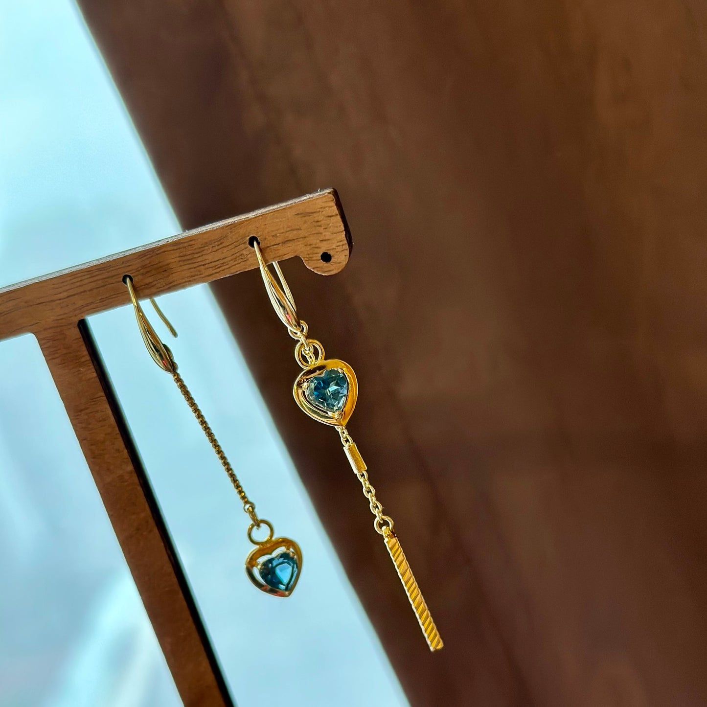 Topaz Heart Asymmetric Gold-plated Earring