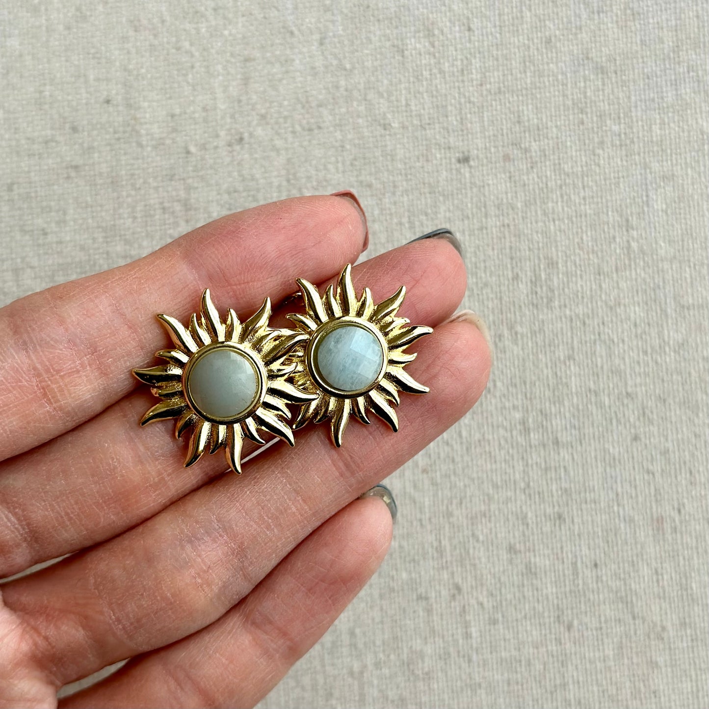 Aquamarine In Sun Gold-plated Earring