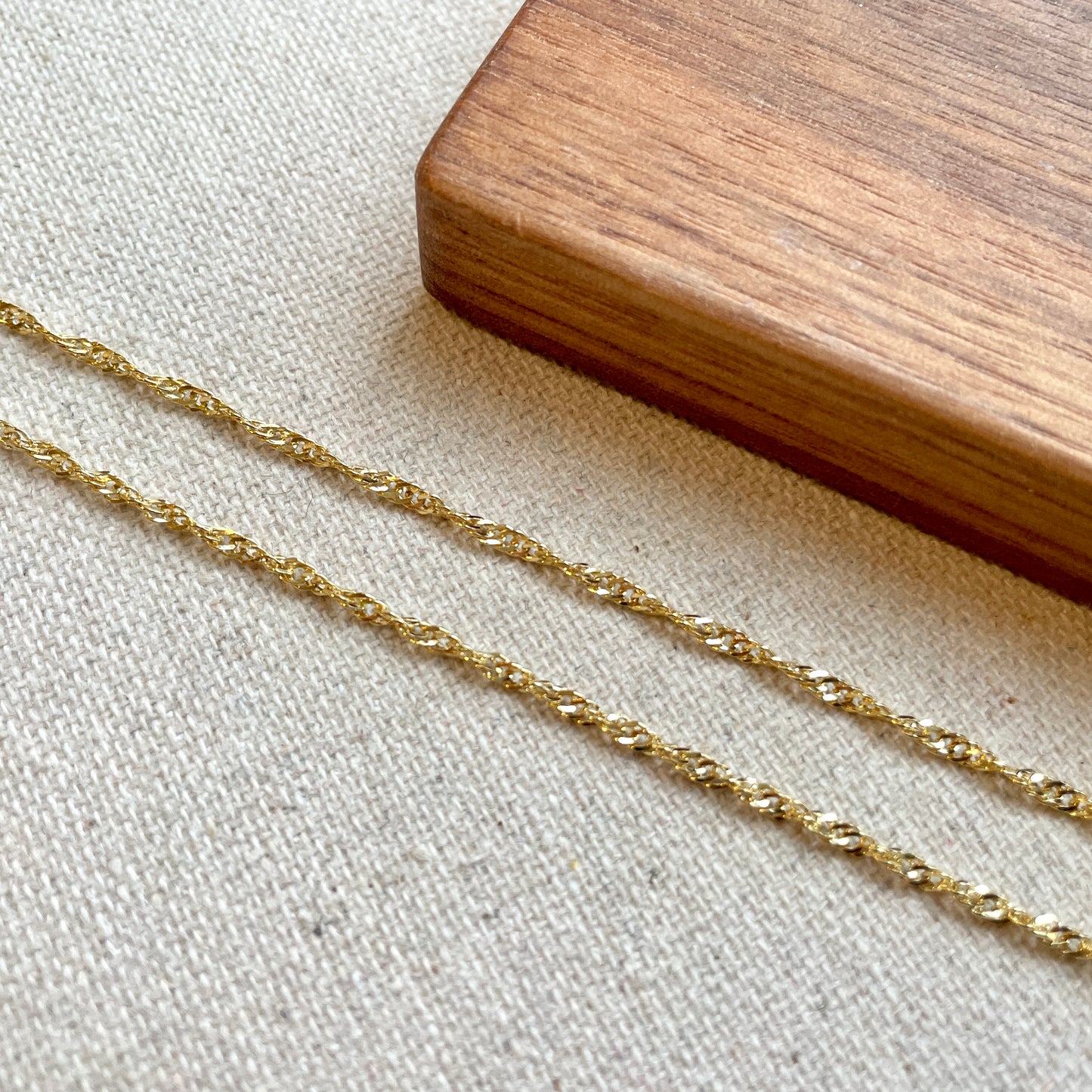 Gold-plated Italian Sterling Silver Twisted Chain Choker Necklace