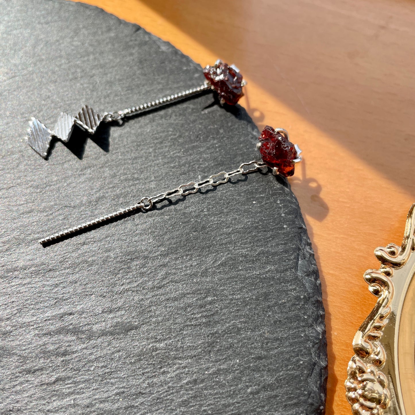 Garnet Raw Stone Two-way Dangling Earring