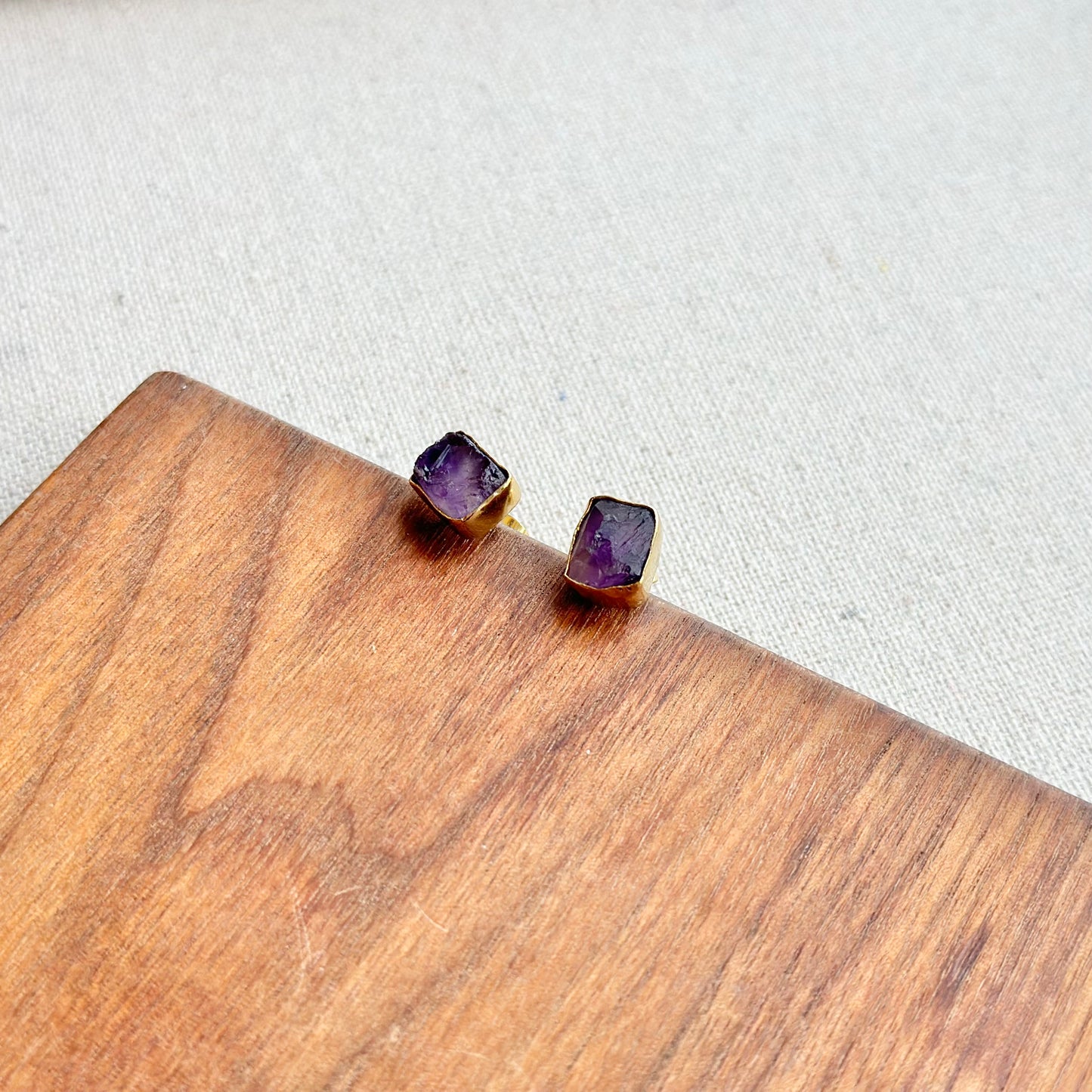 Amethyst Raw Stone Gold-plated Ear Stud