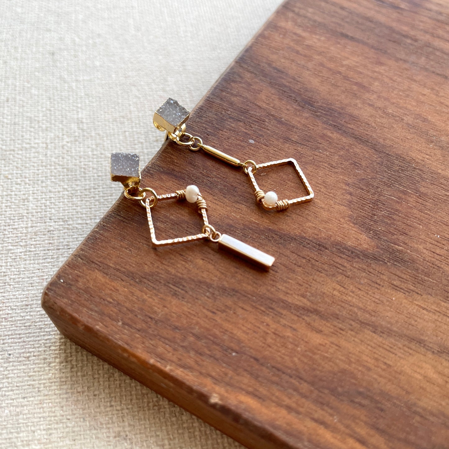 Square-shaped White Druzy Stone Two-way Gold-plated Earring