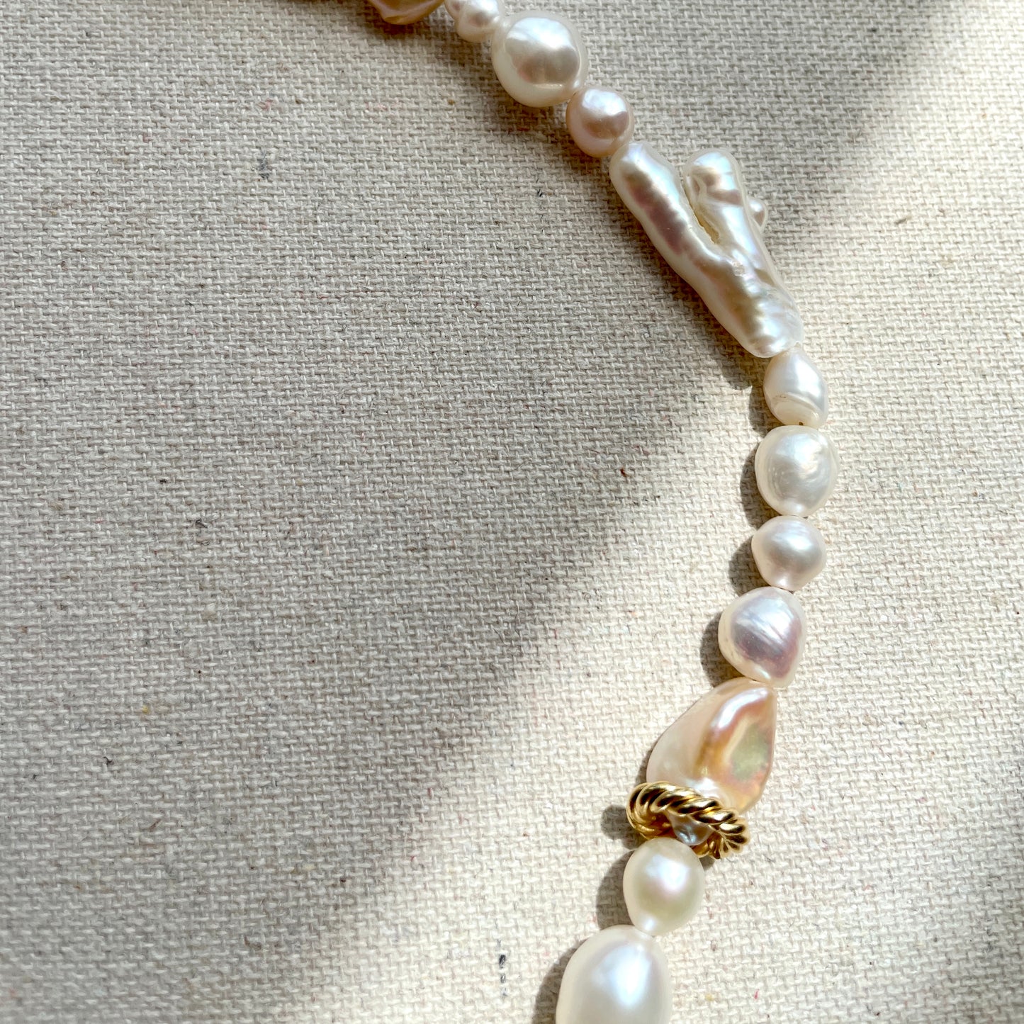 Baroque Pearl Beaded Choker Necklace