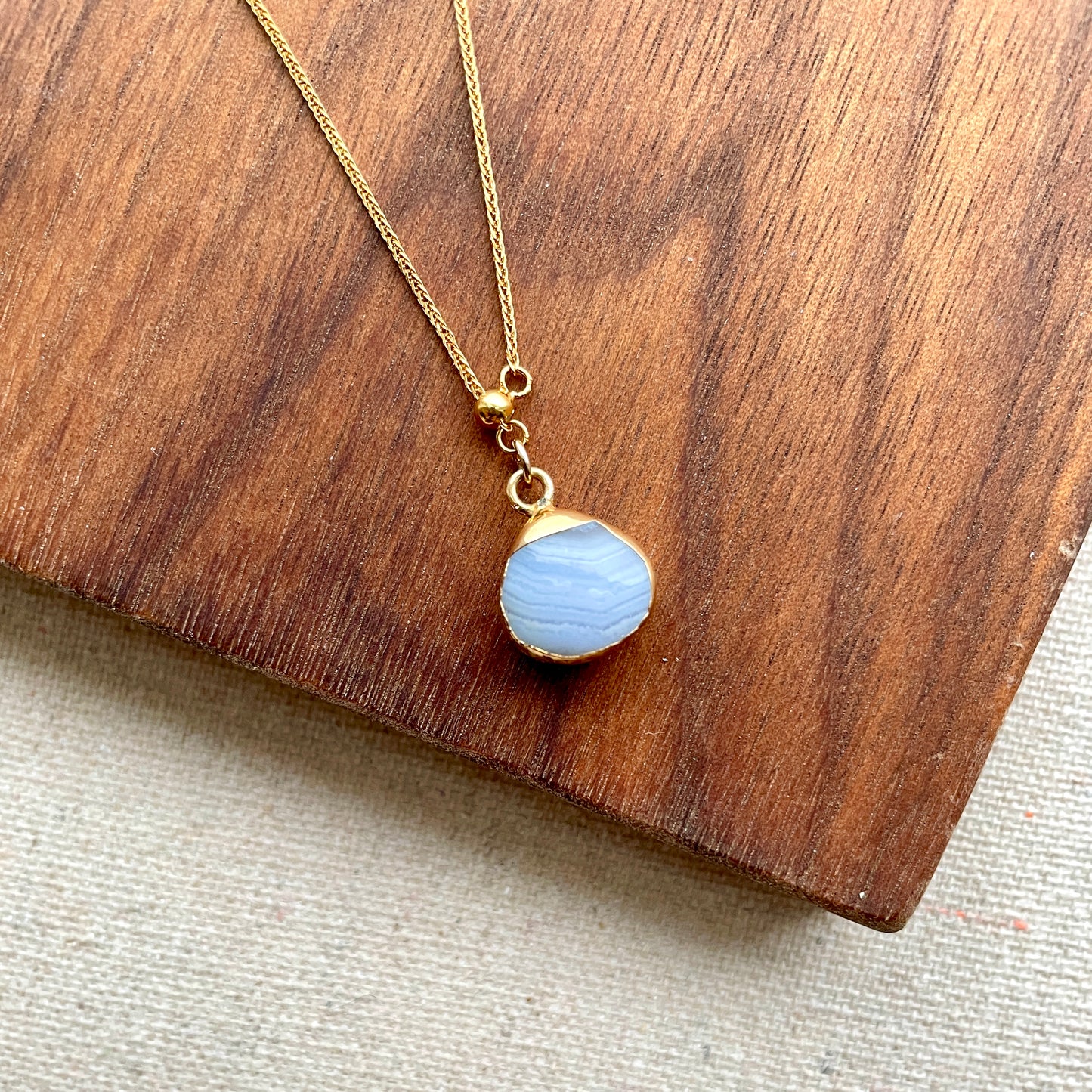 Blue Lace Agate Adjustable Y-shaped Gold-plated Necklace