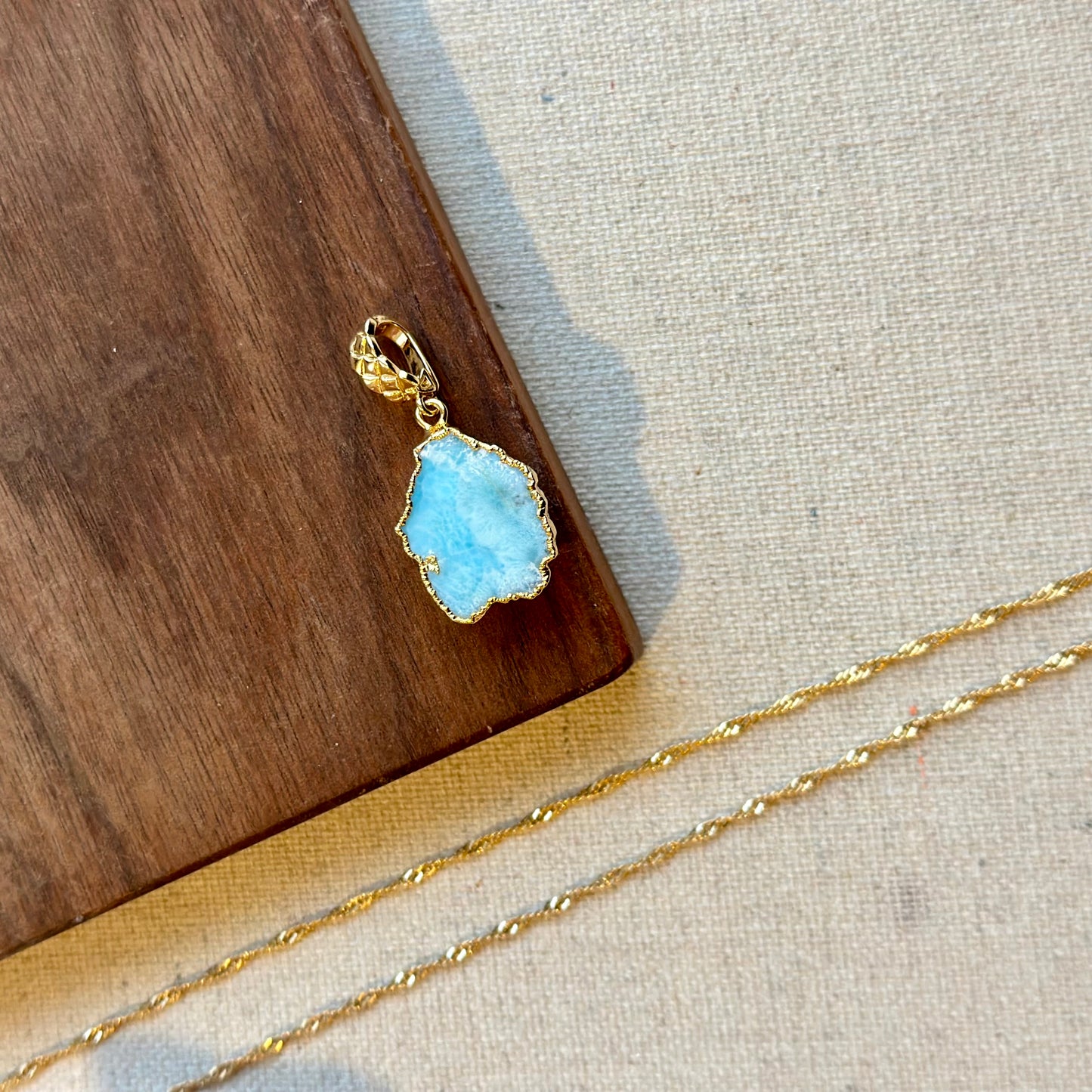 Larimar Raw Stone Twisted Chain Long Gold-plated Necklace