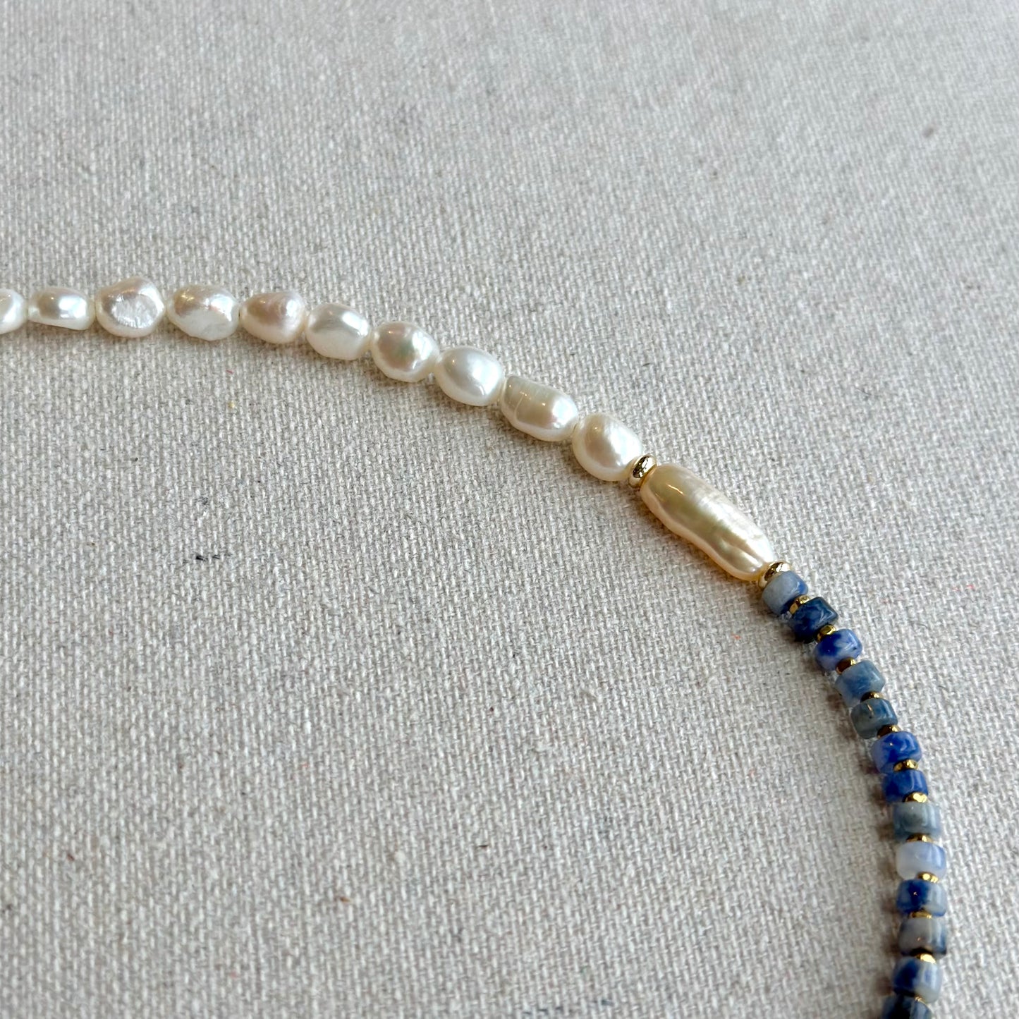 Sodalite And Baroque Pearls Beaded Asymmetric Choker Necklace