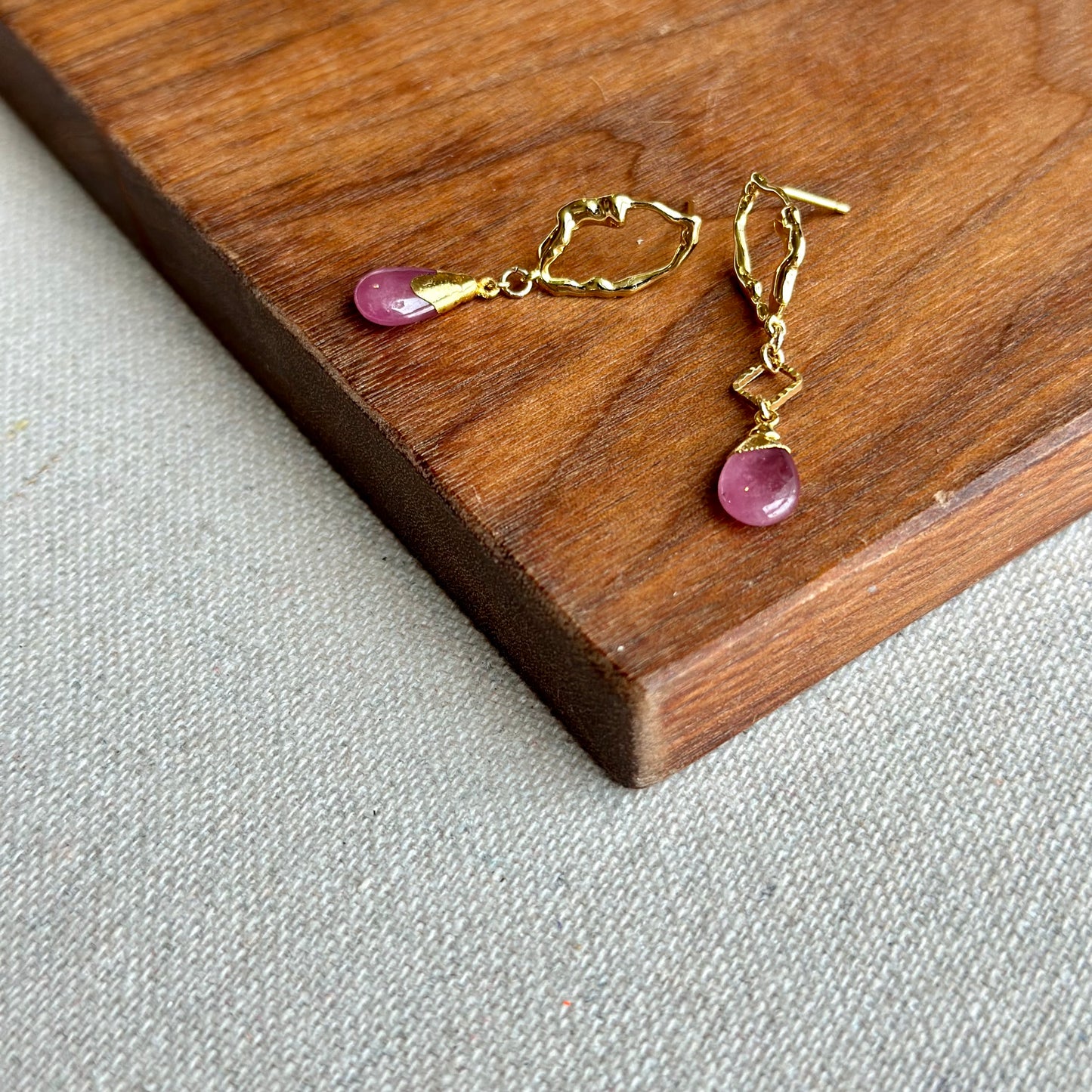 Pink Sapphire Cutout Gold-plated Sterling Silver Ear Stud