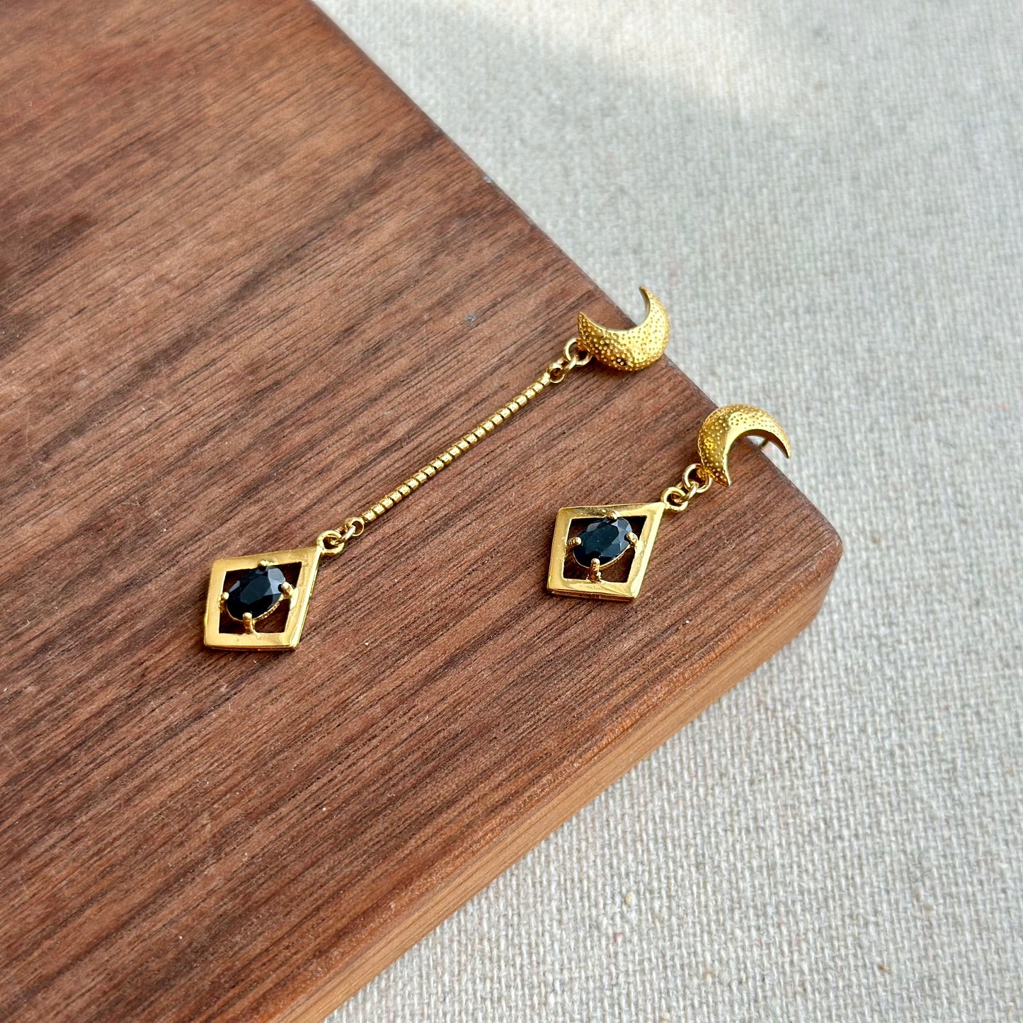 Sapphire Moon Stud Gold-plated Sterling Silver Earring