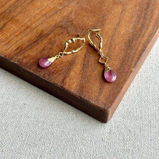 Pink Sapphire Cutout Gold-plated Sterling Silver Ear Stud