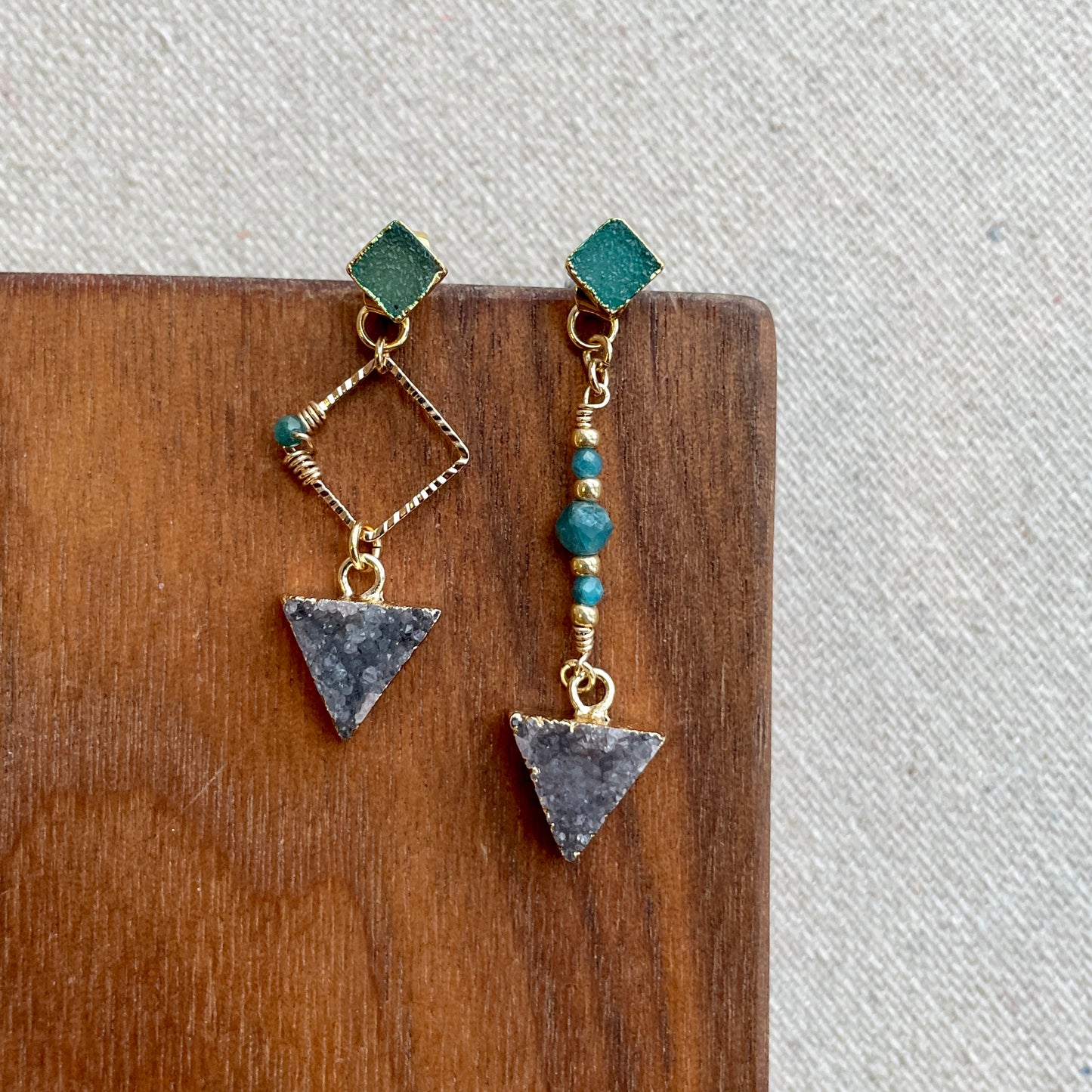 Square-shaped Druzy Stone Two-way Gold-plated Earring