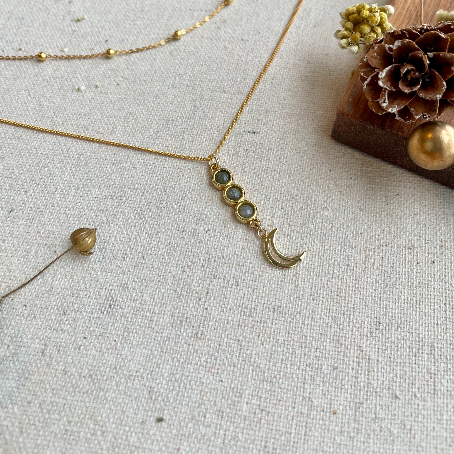 Double Layer Labradorite Linear Gold-plated Necklace