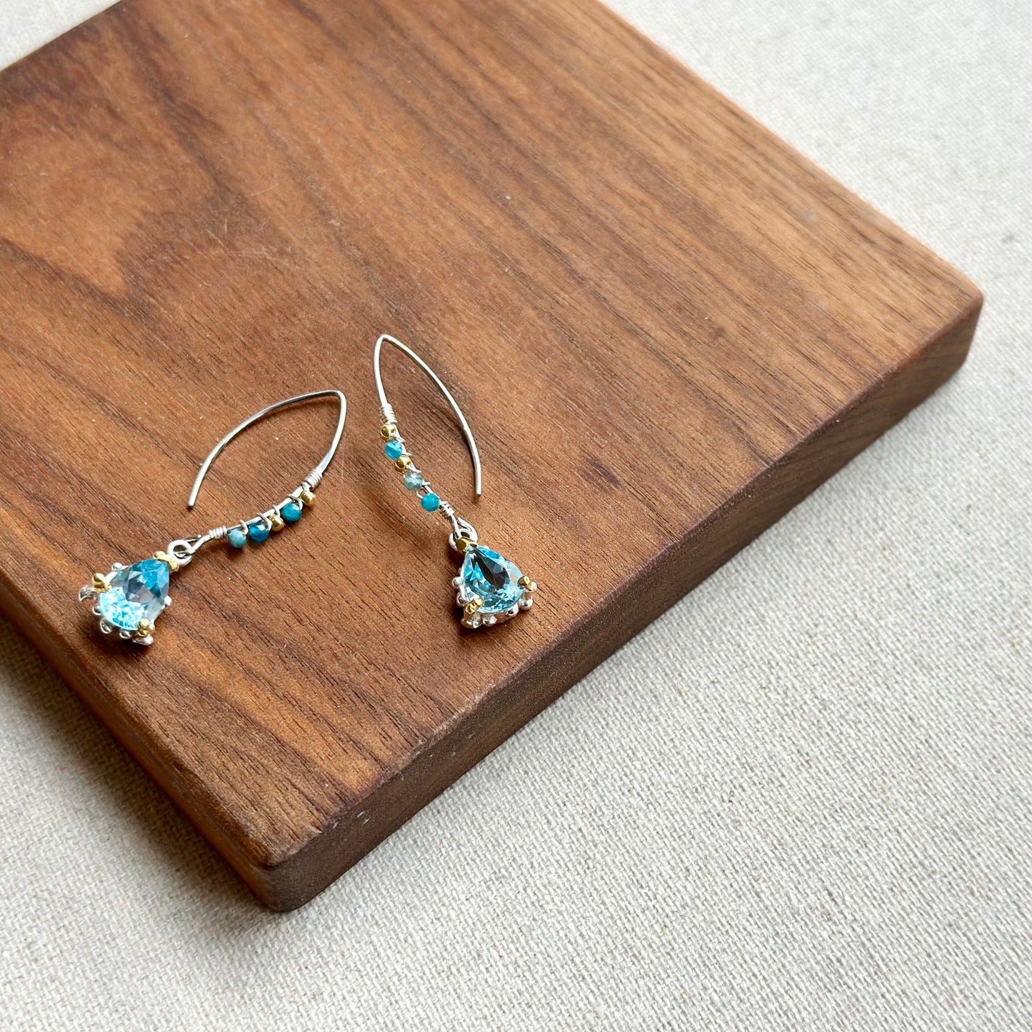 Topaz And Apatite Wire Wrapping Sterling Silver Earring