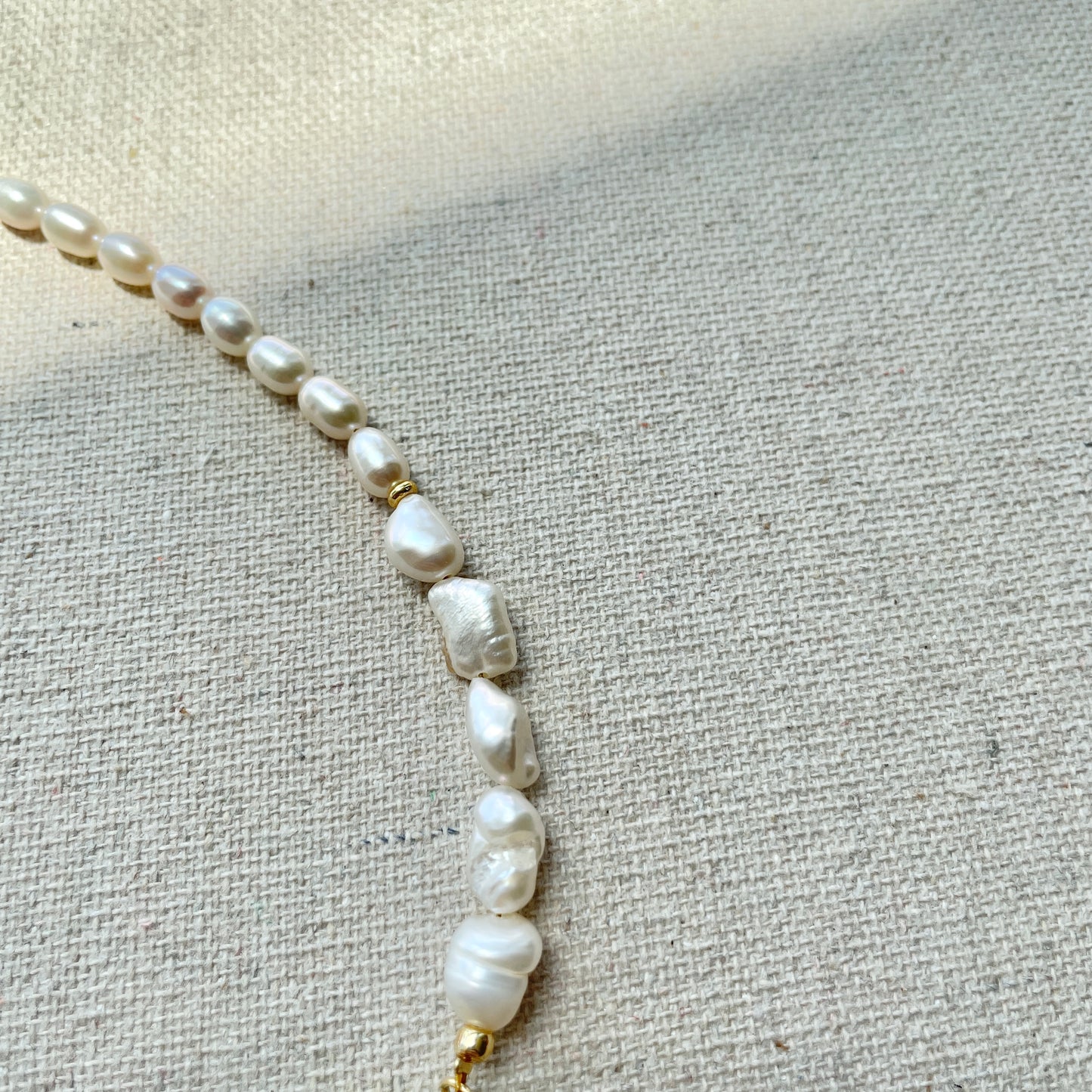 Agate Stone And Freshwater Pearl Beaded Choker Necklace