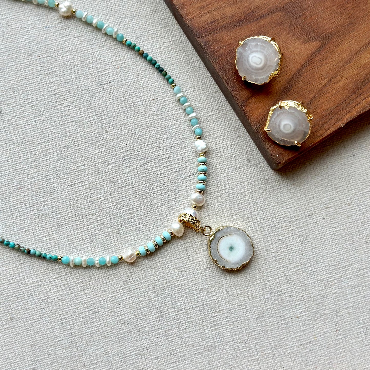 Agate Pendant Mixed Turquoise And Amazonite Beaded Choker Necklace