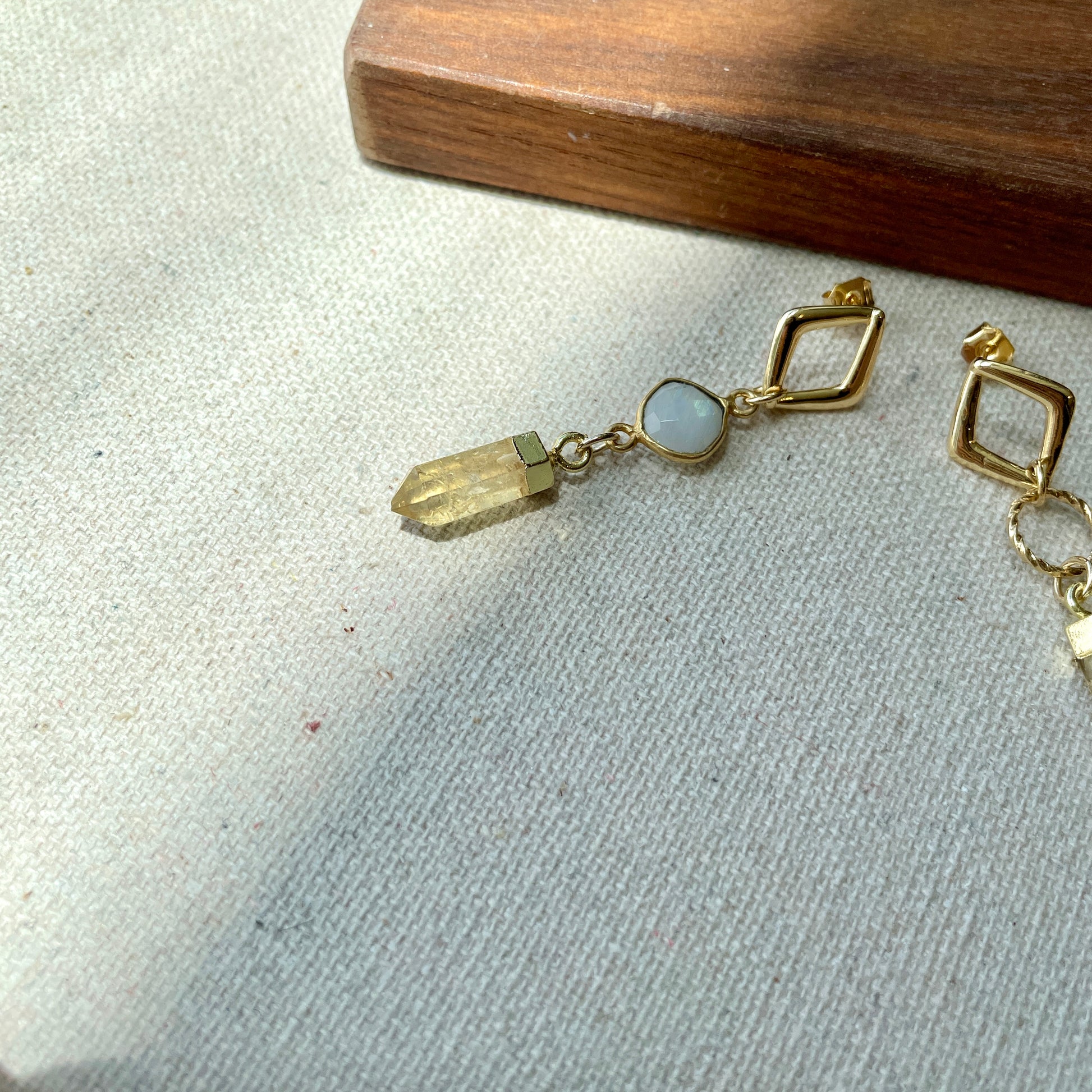 citrine and moonstone earring