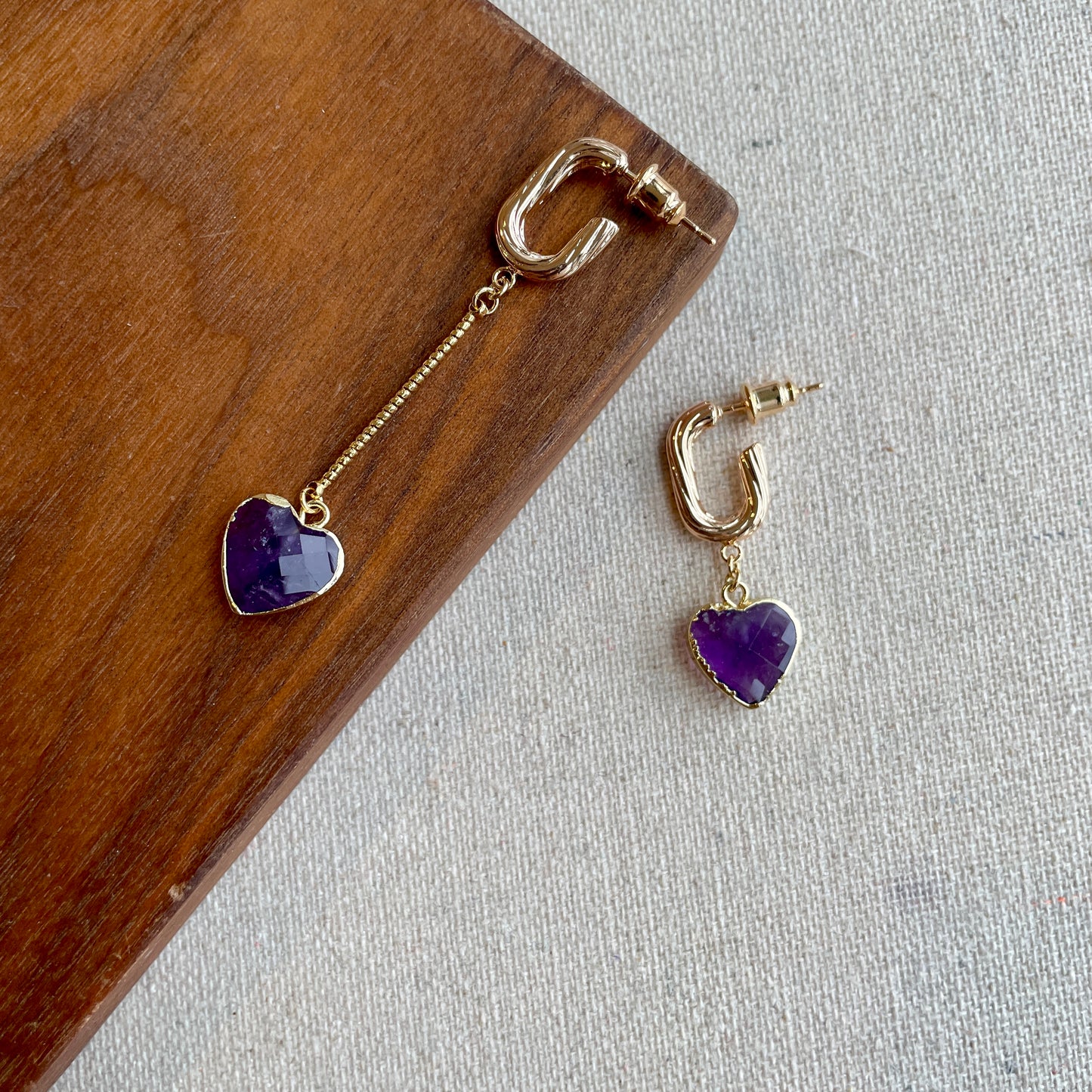 Heart-shaped Amethyst Asymmetric Gold-plated Ear Hoop