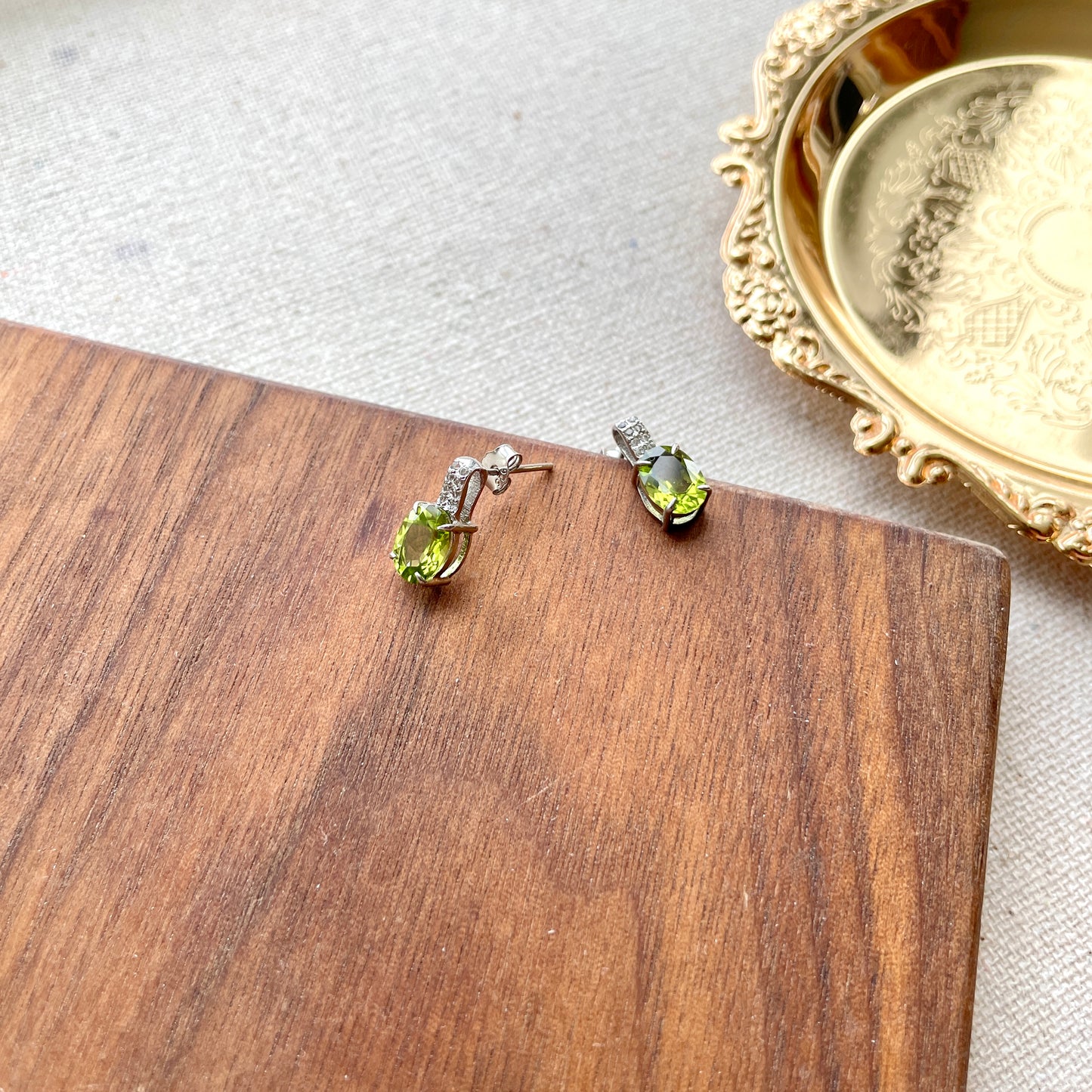 Peridot And Topaz Ear Stud