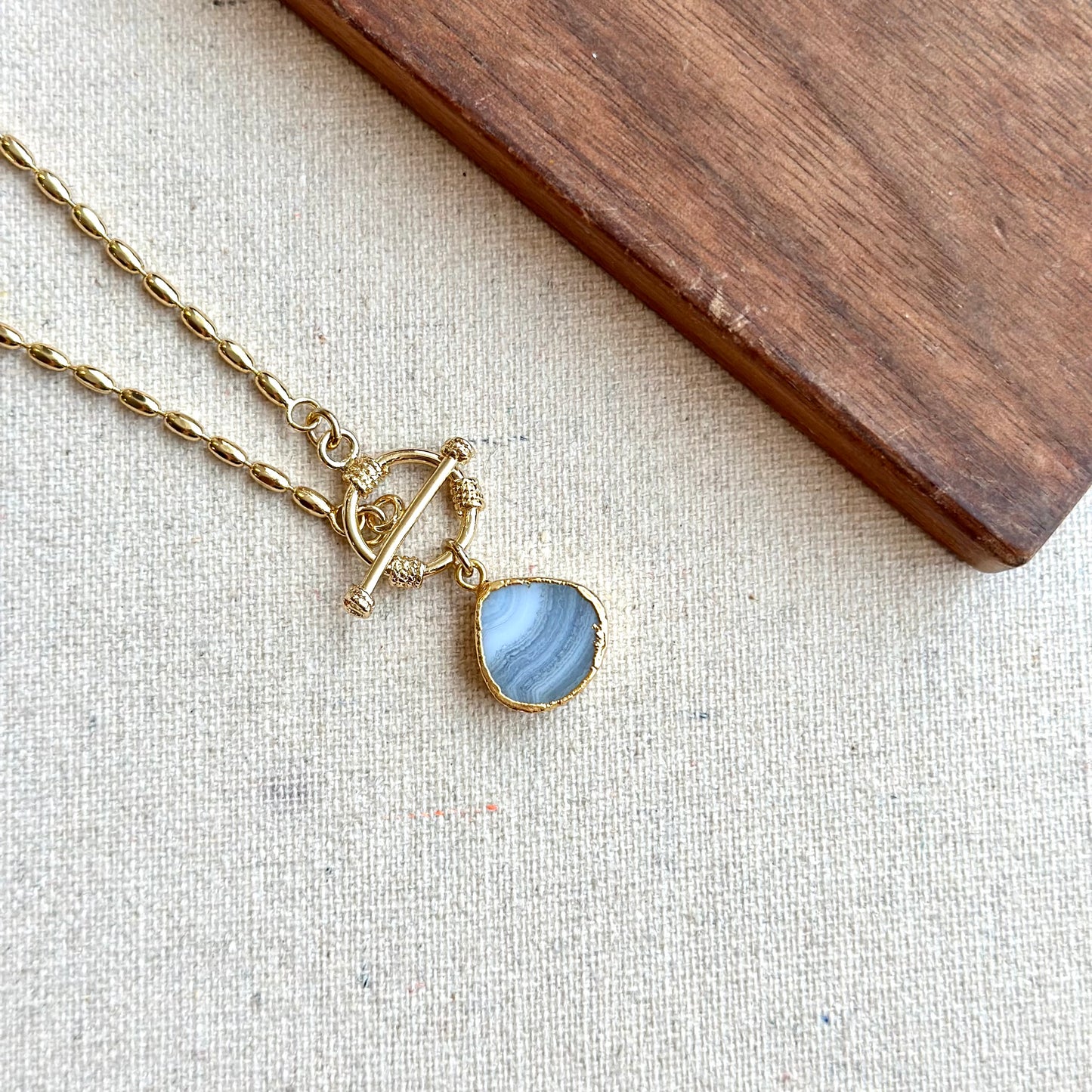 Blue Lace Agate Hoop Toggle Gold-plated Necklace