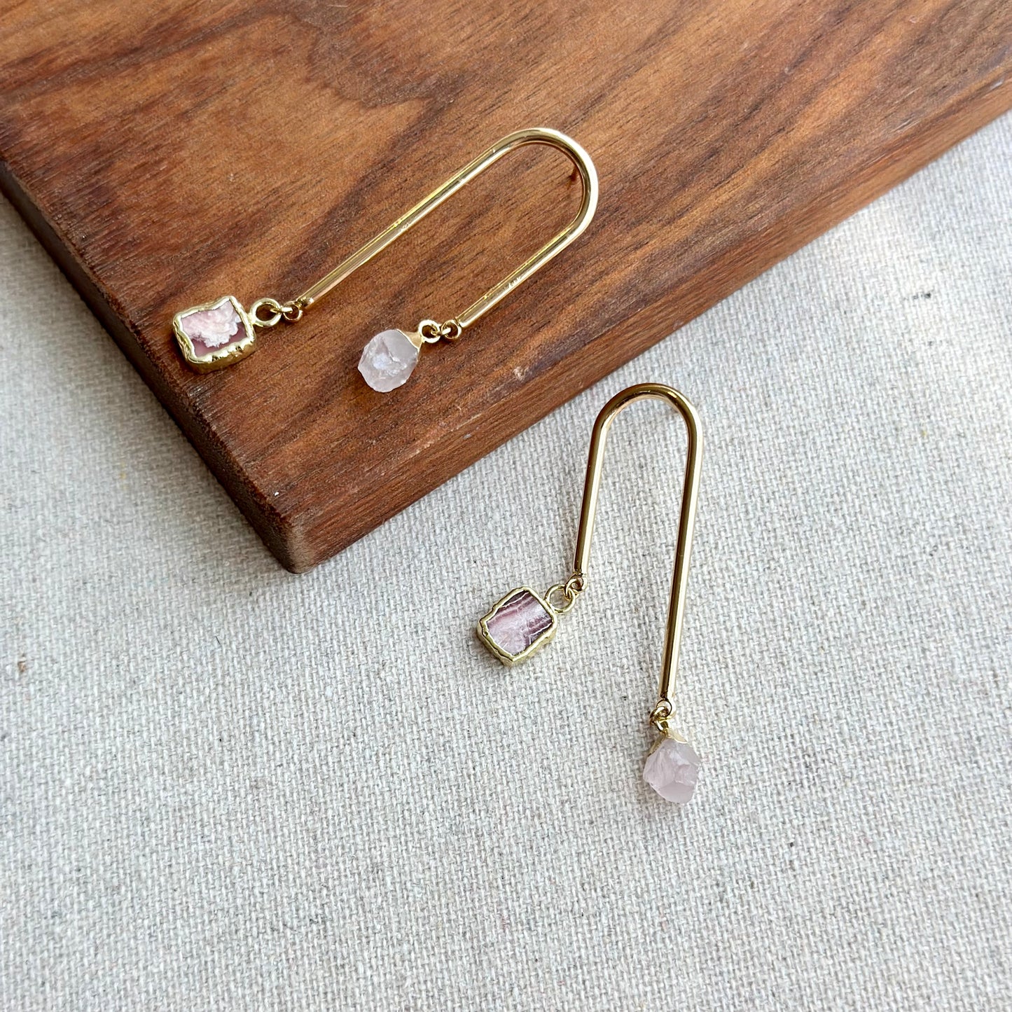 Rhodochrosite And Rose Quartz U-shaped Gold-plated Earring