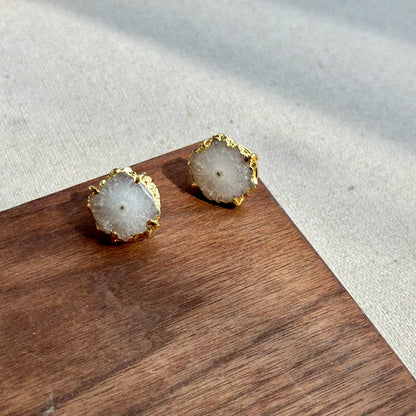 White Agate Raw Stone Ear Stud