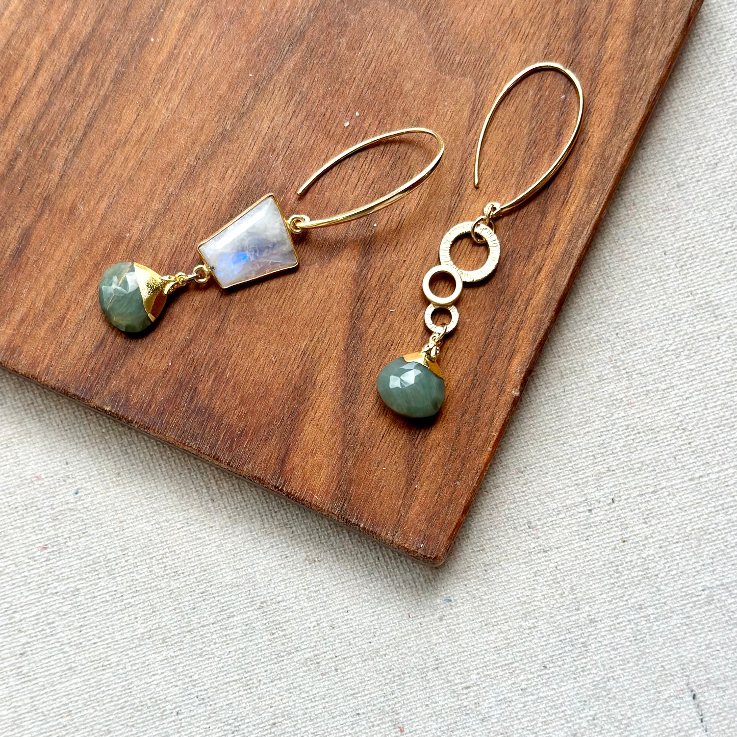 Green Cat's Eye And Moonstone Asymmetric Gold-plated Sterling Silver Earring