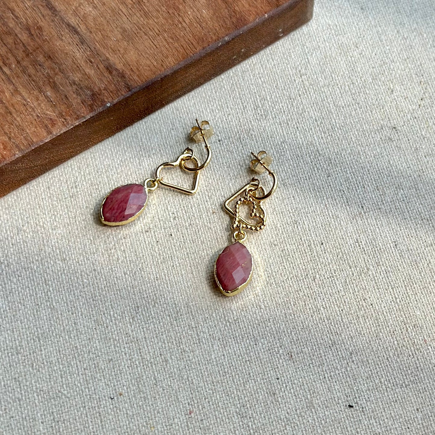 Rhodonite And Hearts Gold-plated Earring