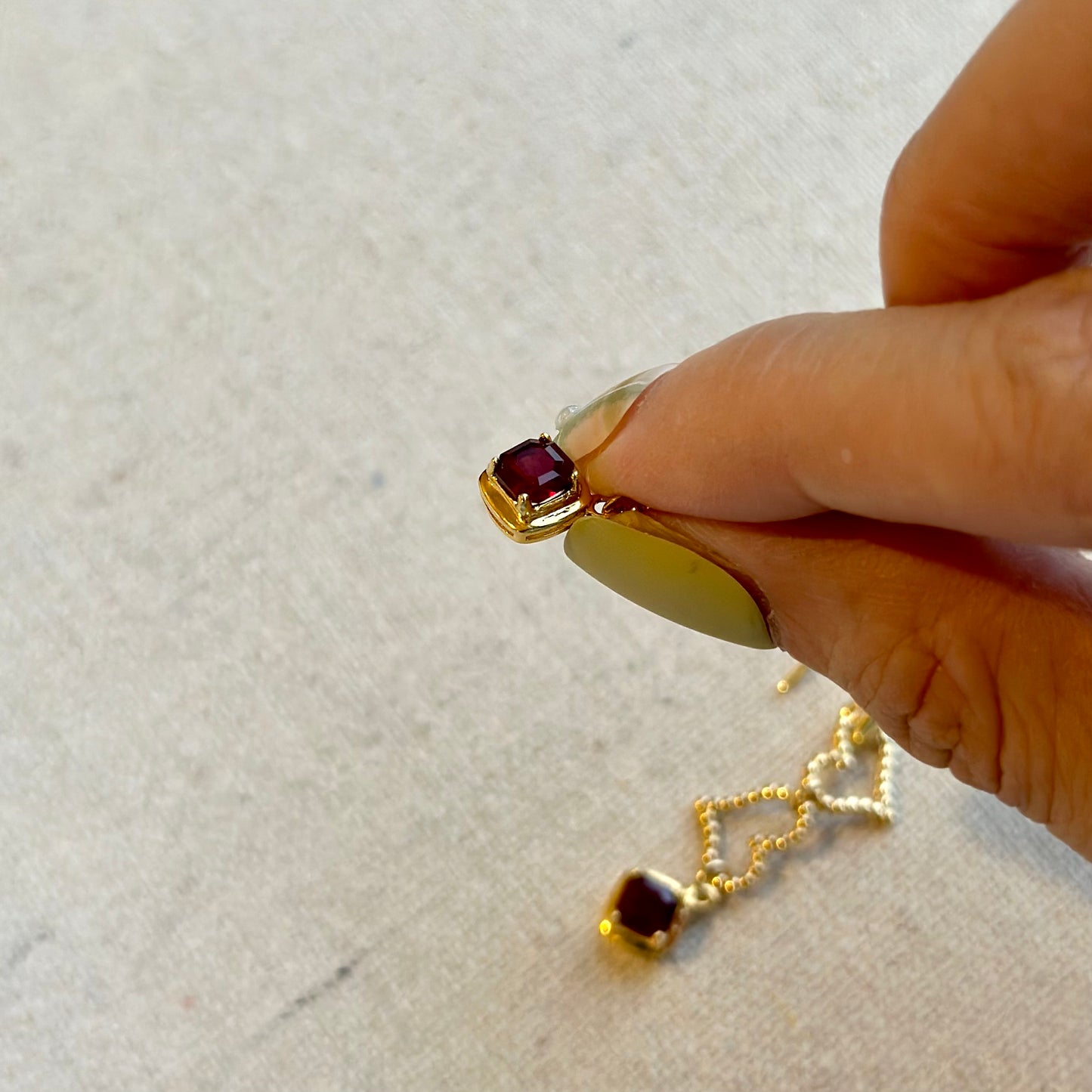 Garnet And Hearts Asymmetric Gold-plated Earring