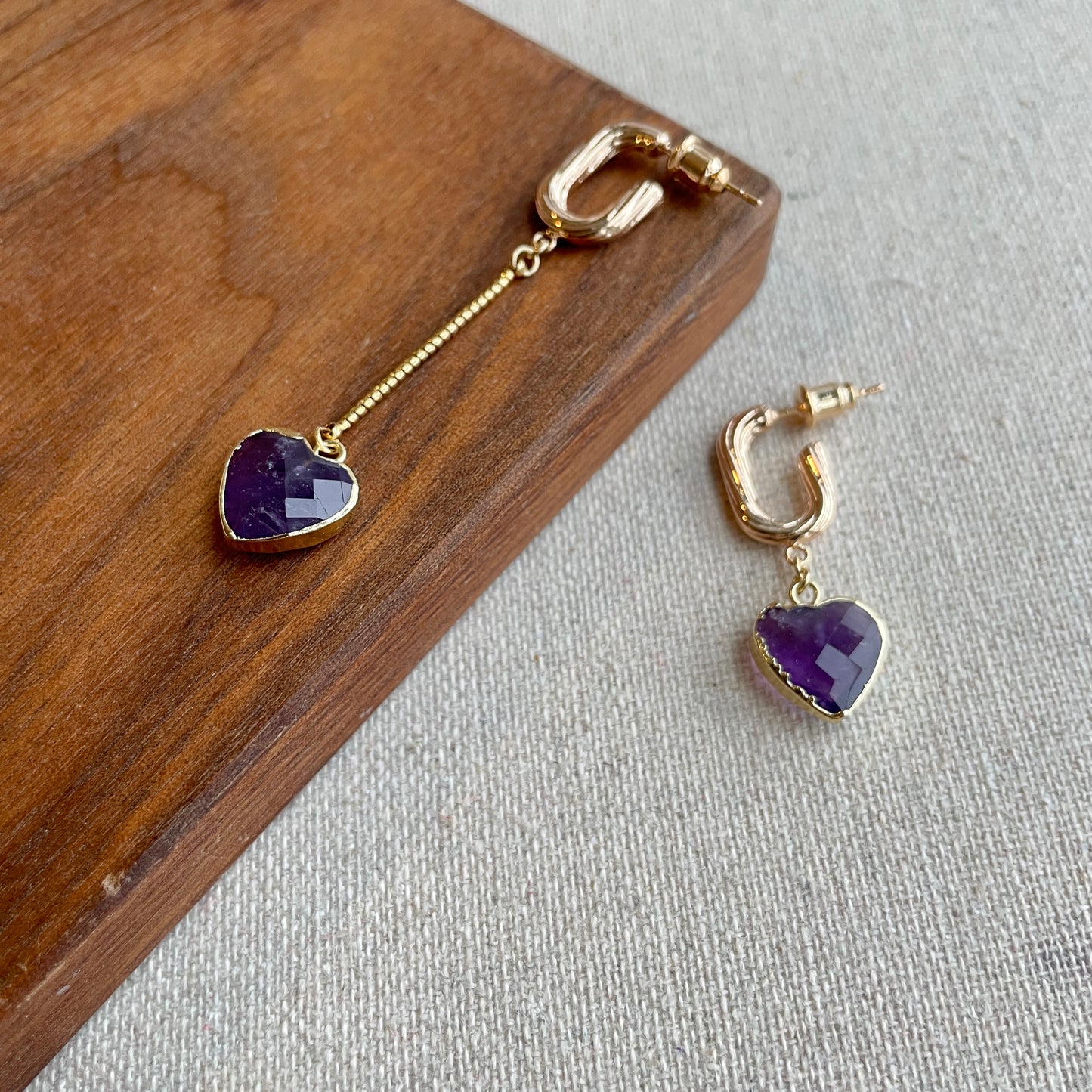 Heart-shaped Amethyst Asymmetric Gold-plated Ear Hoop