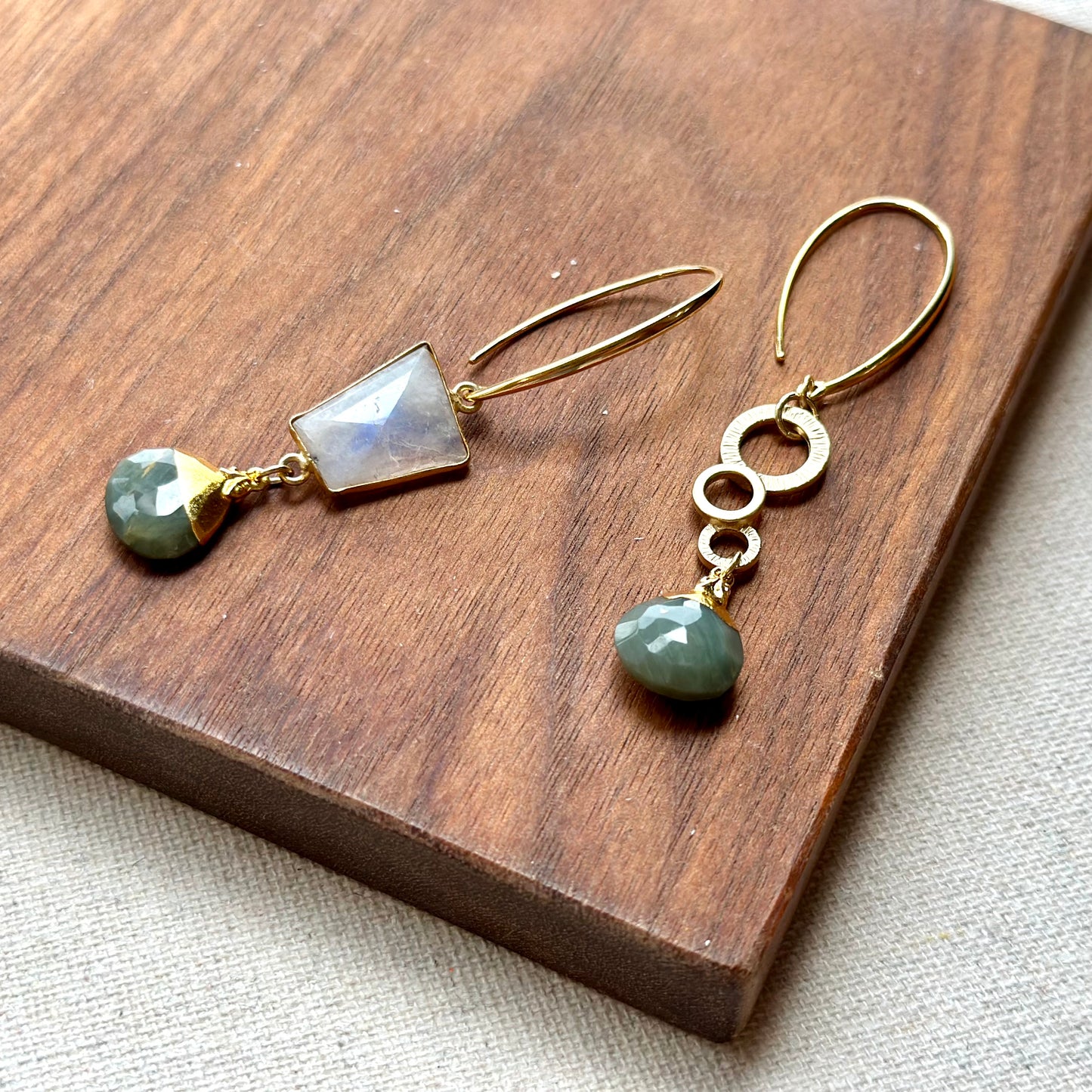 Green Cat's Eye And Moonstone Asymmetric Gold-plated Sterling Silver Earring