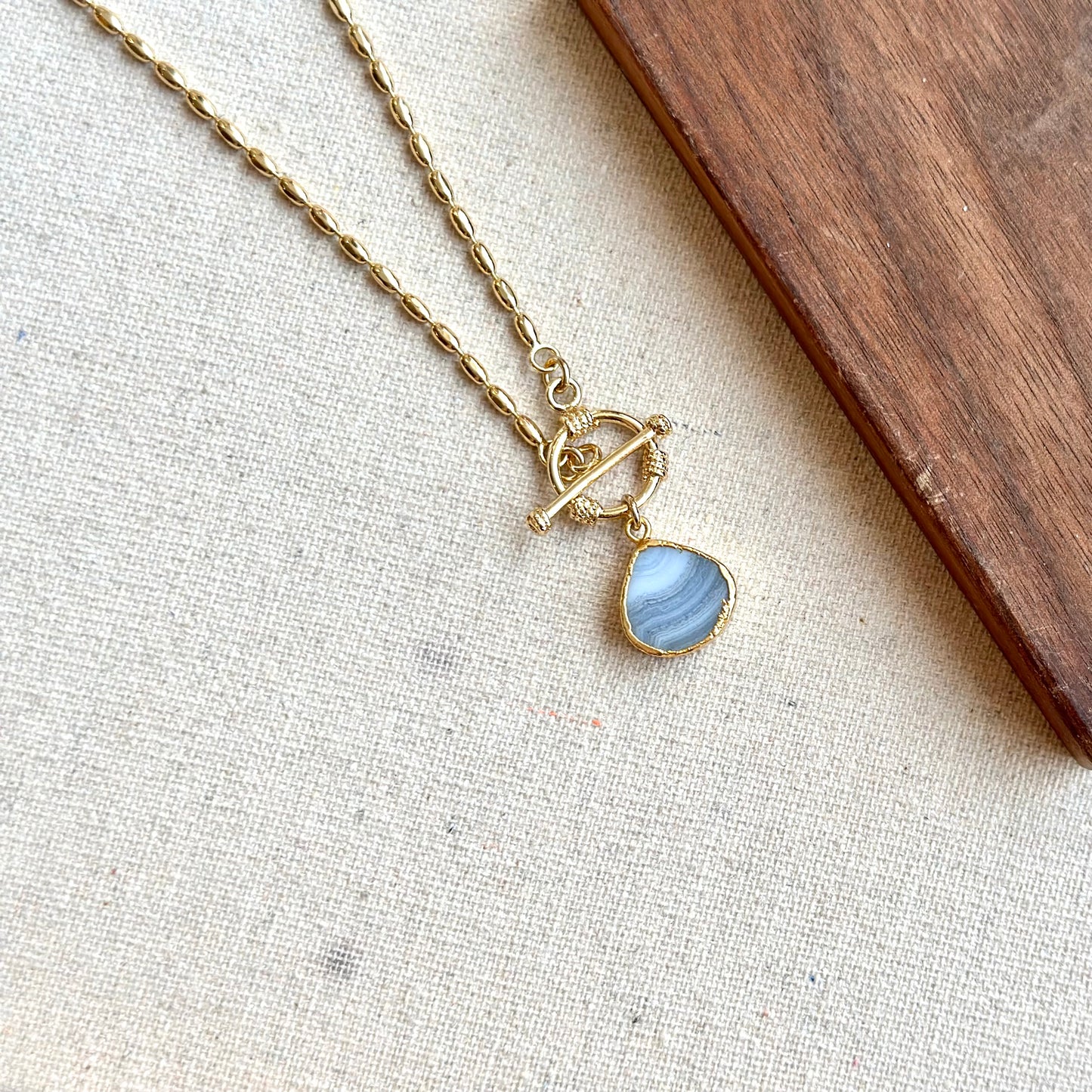 Blue Lace Agate Hoop Toggle Gold-plated Necklace