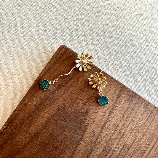 Druzy Stone And Flower Stud Gold-plated Earring