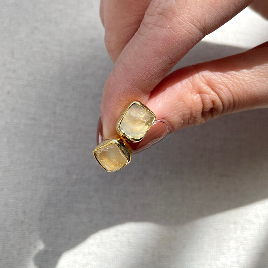 Citrine Raw Stone Gold-plated Ear Stud