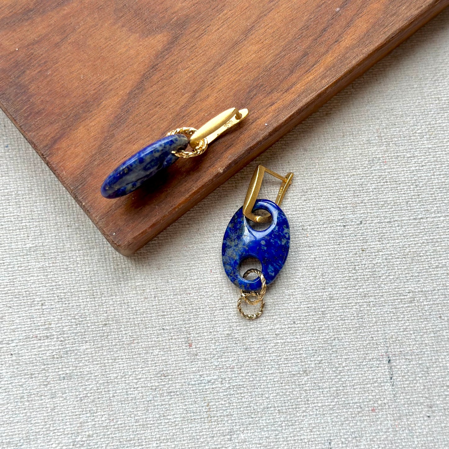 Cutout Lapis Multi-way Gold-plated Sterling Silver Ear Hoop