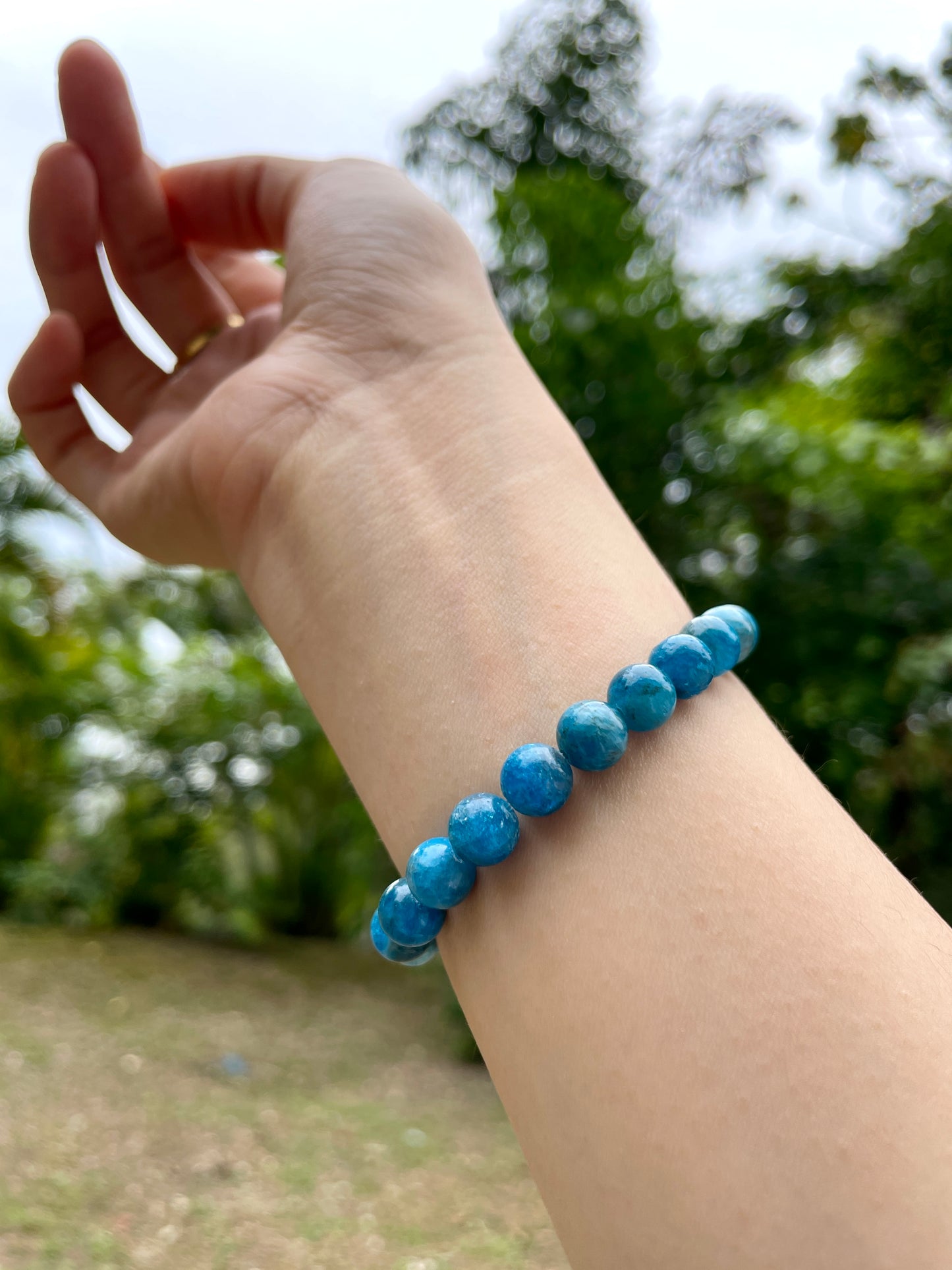 Kyanite And Apatite Beaded Bracelet