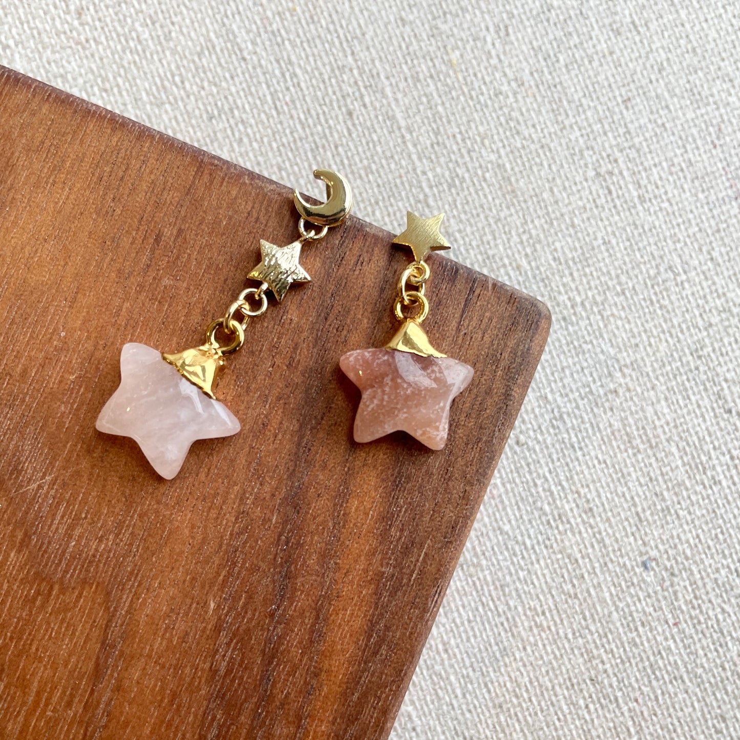 Star-shaped Sunstone Gold-plated Earring