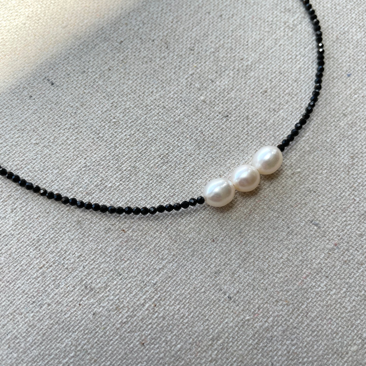 Black Spinel And Freshwater Pearl Beaded Choker Necklace