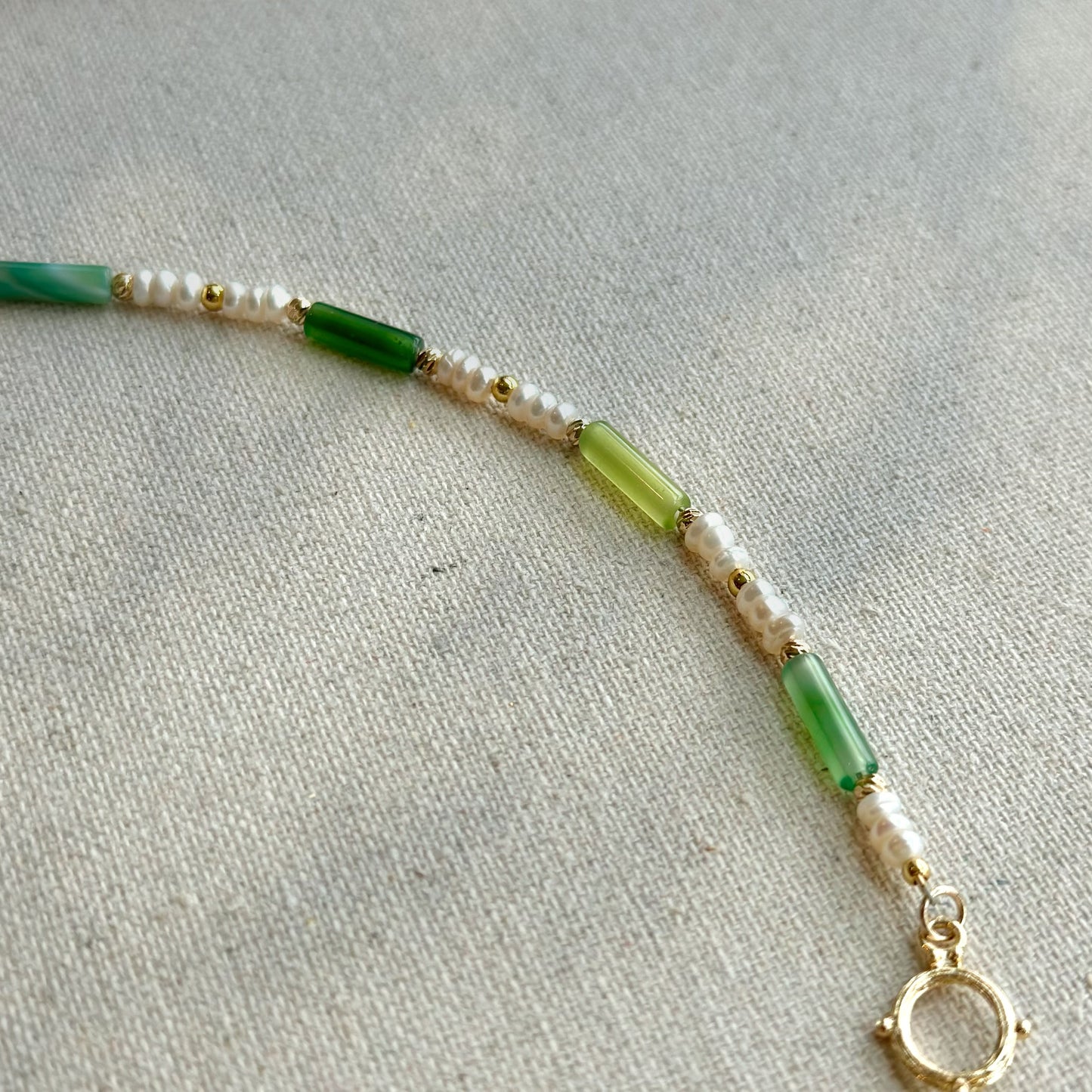 Prehnite And Agate Mixed Freshwater Pearl Beaded Hoop Toggle Necklace