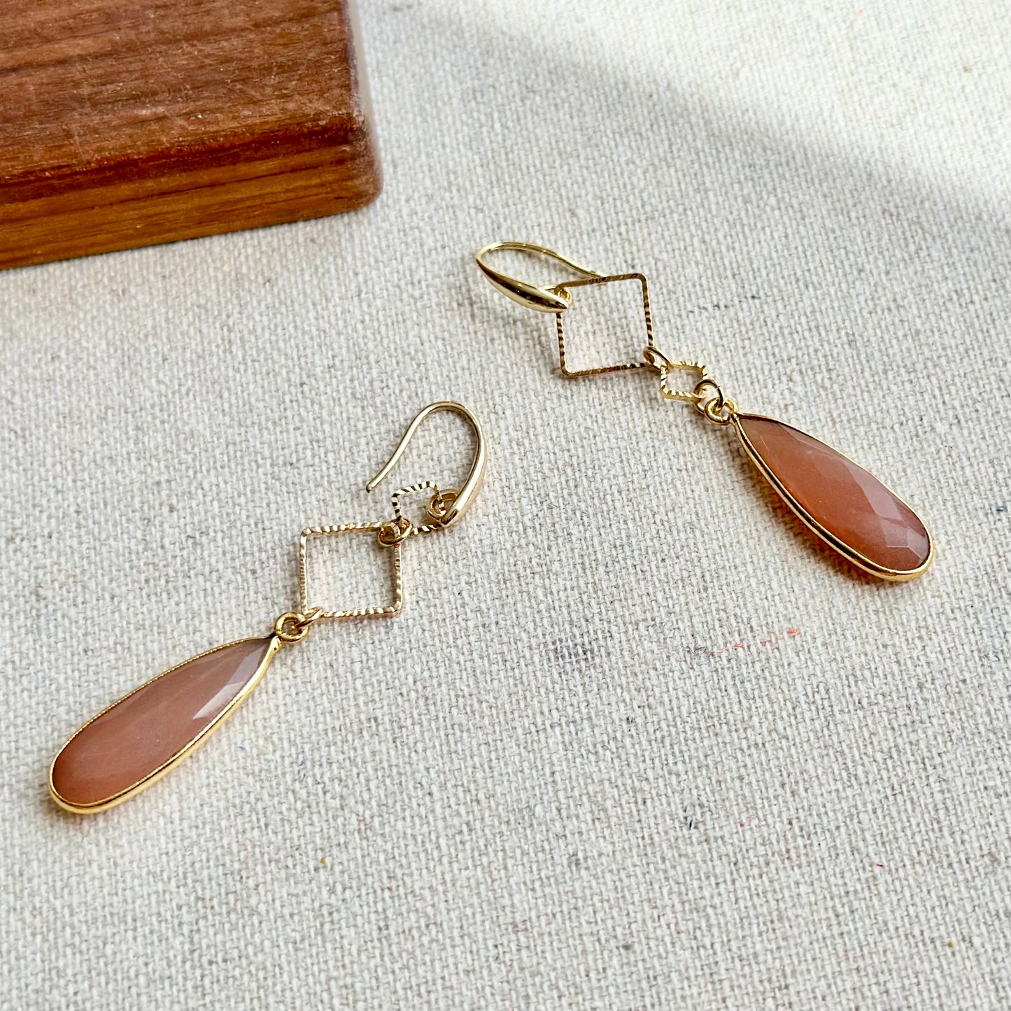 Peach Moonstone Gold-plated Earring