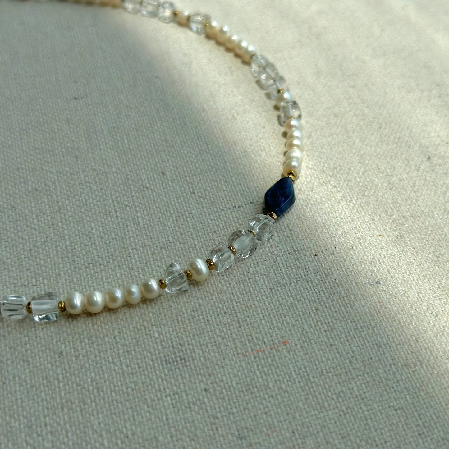 Freshwater Pearl And Clear Quartz Mixed Sodailte Beaded Choker Necklace