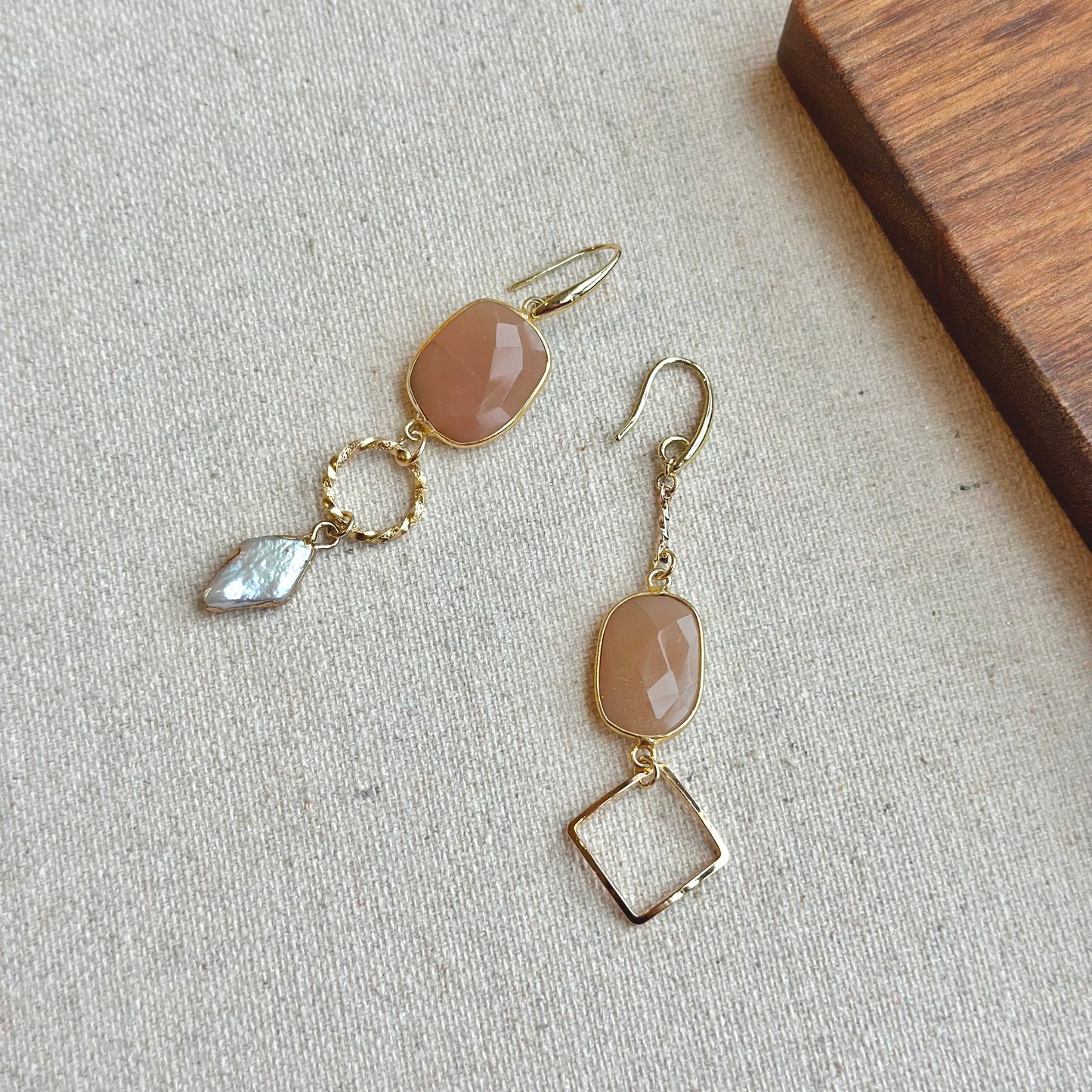 Peach Moonstone And Freshwater Pearl Earring