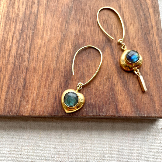 Heart-shaped Labradorite Asymmetric Earring