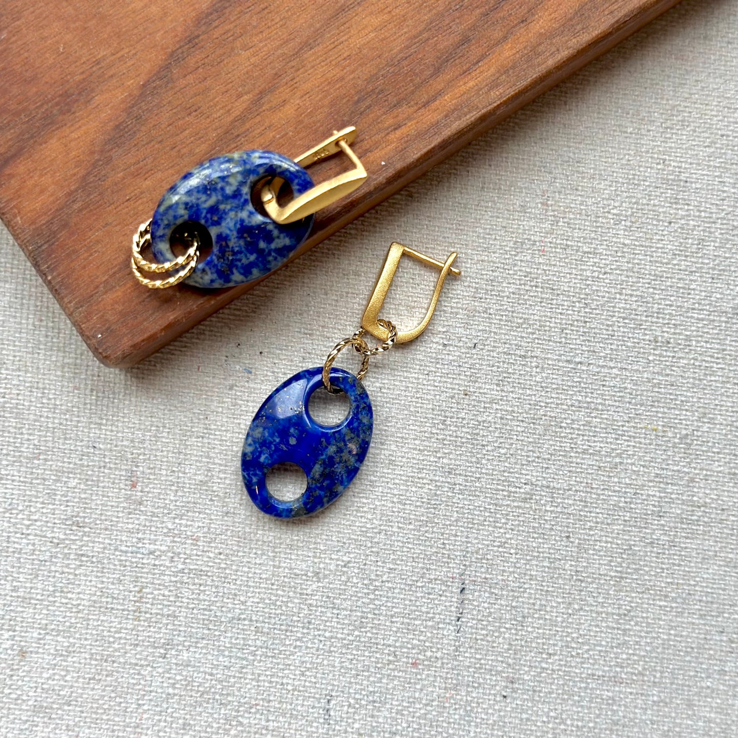 Cutout Lapis Multi-way Gold-plated Sterling Silver Ear Hoop