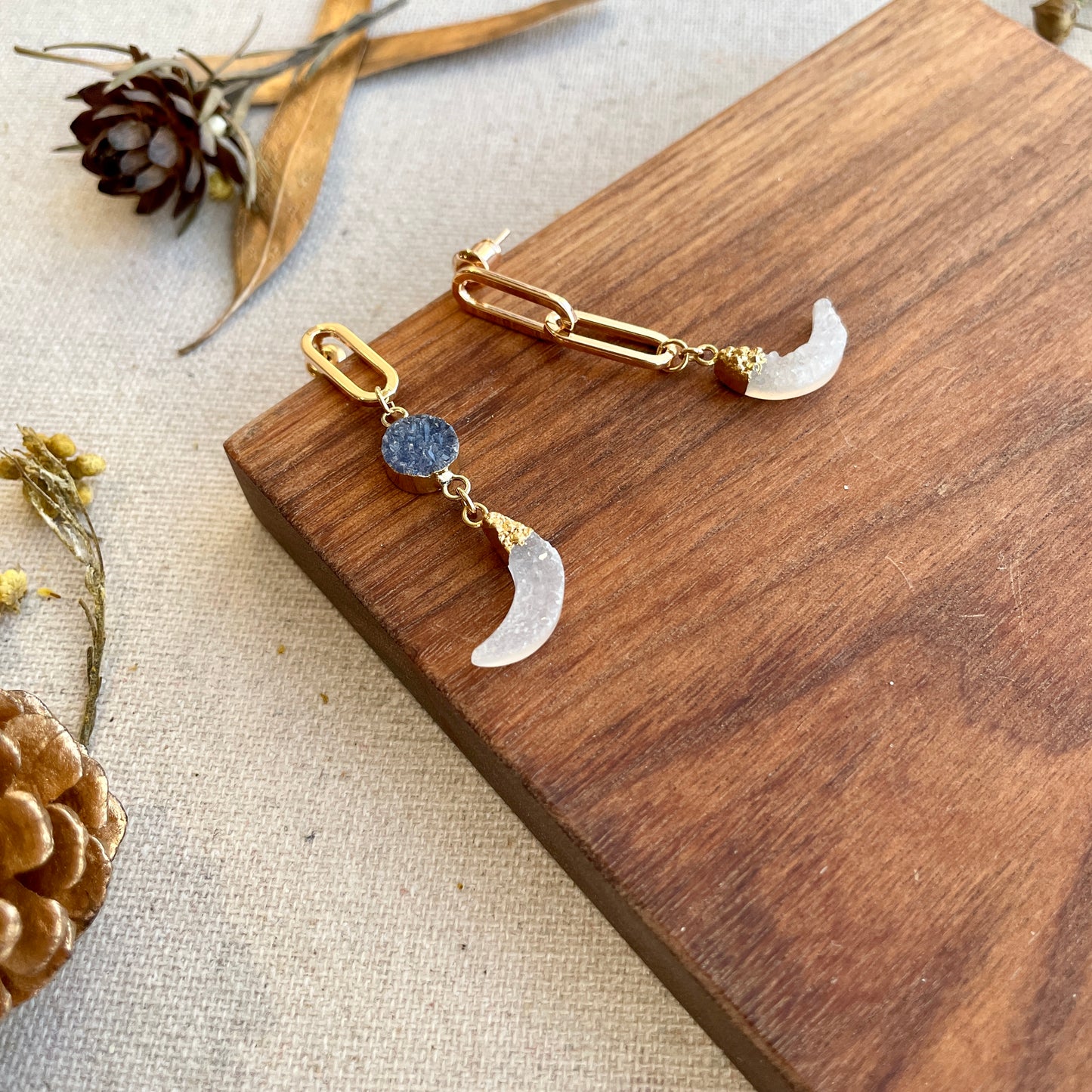 Moon-shaped Druzy Stone Gold-plated Earring